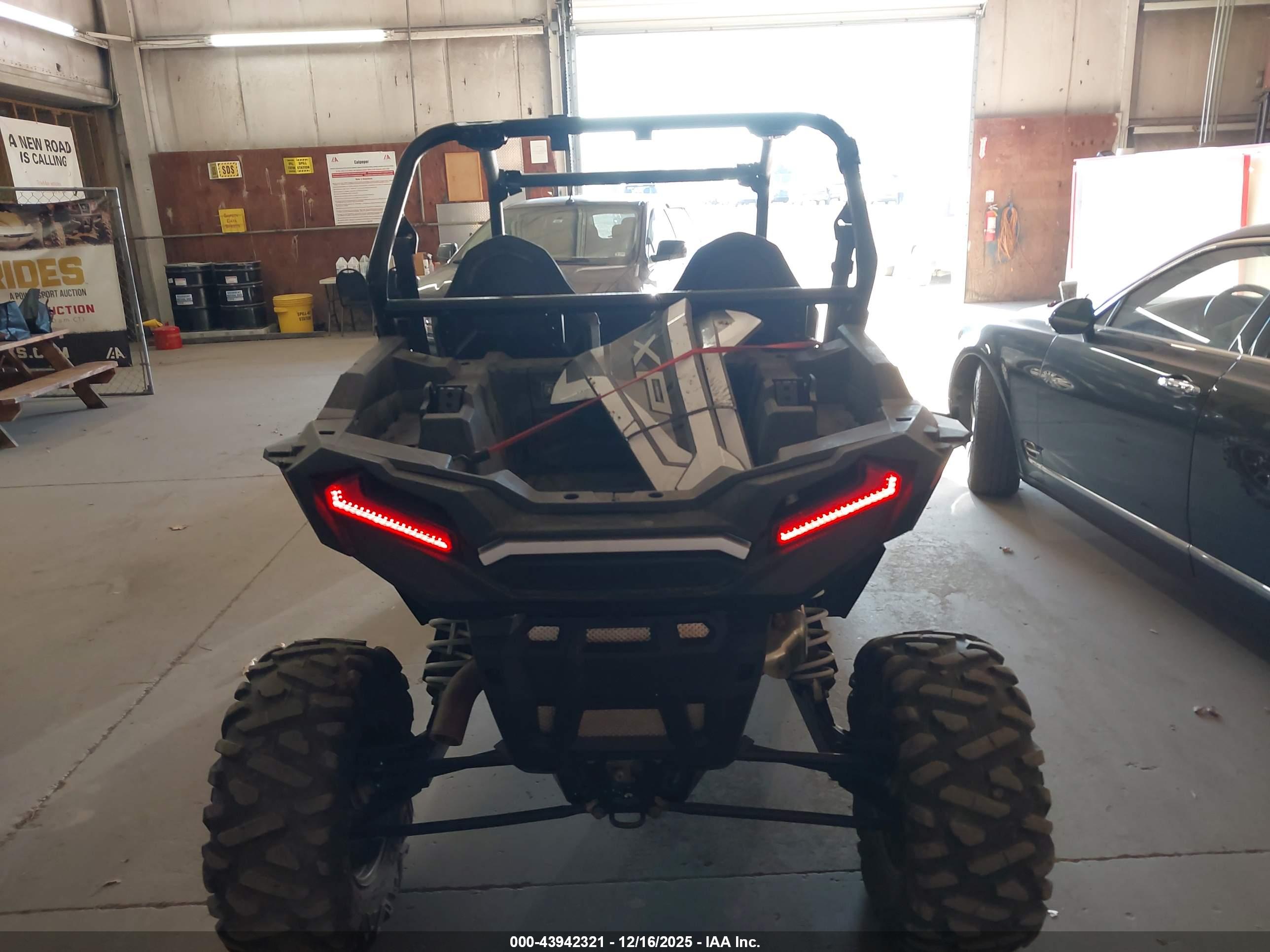 POLARIS RZR image 6