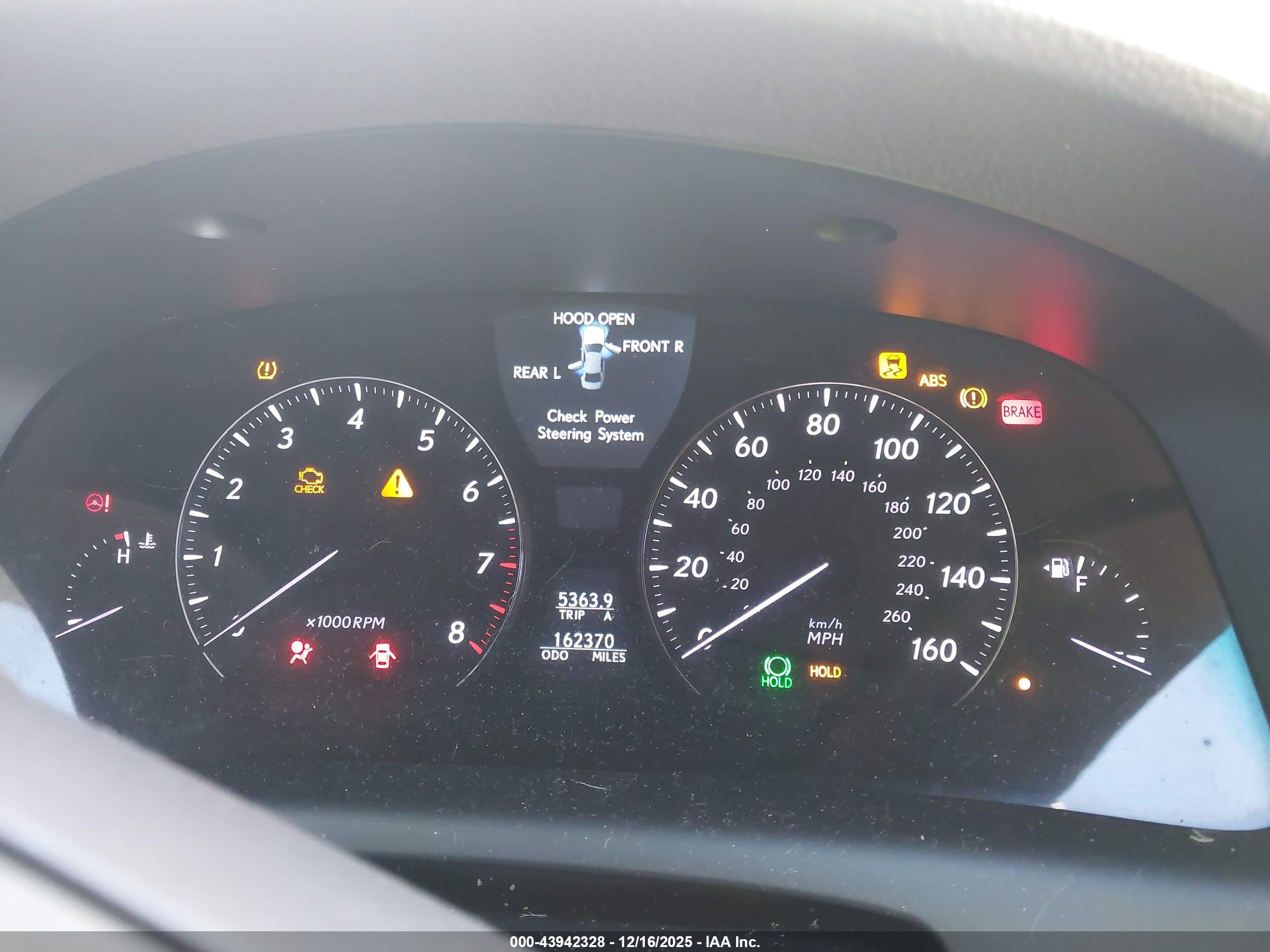 LEXUS LS image 7