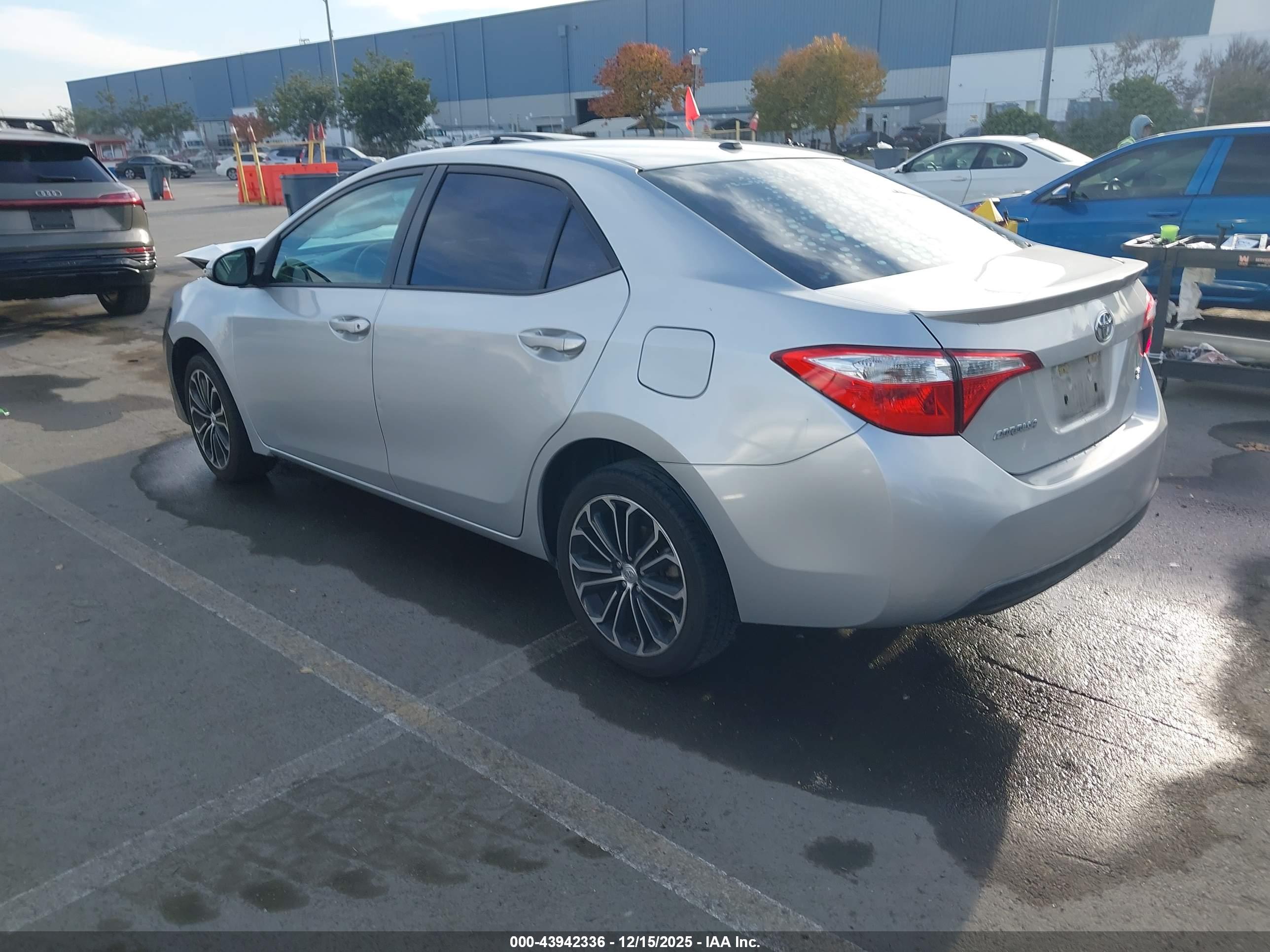 TOYOTA COROLLA image 3