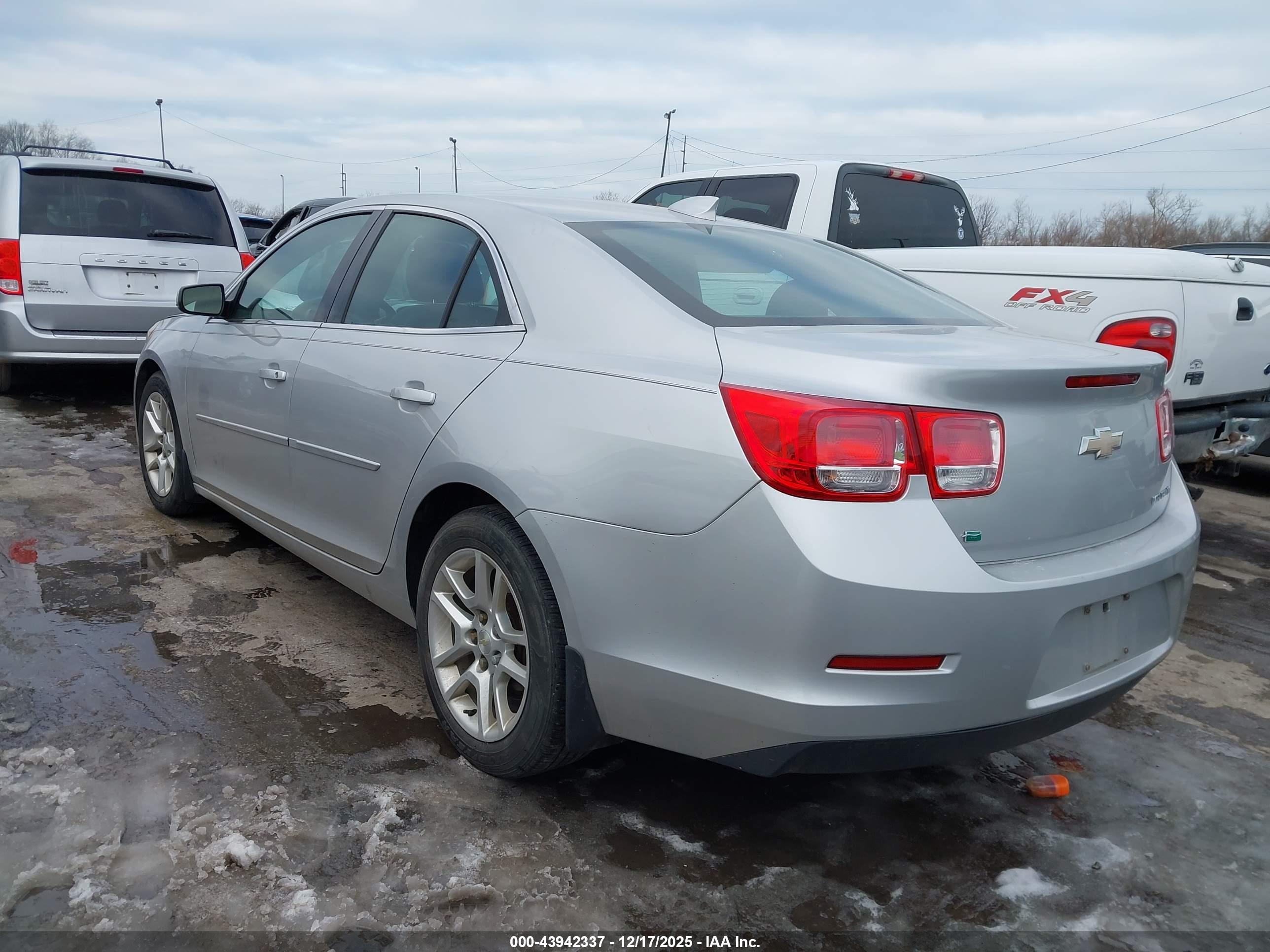 CHEVROLET MALIBU image 3