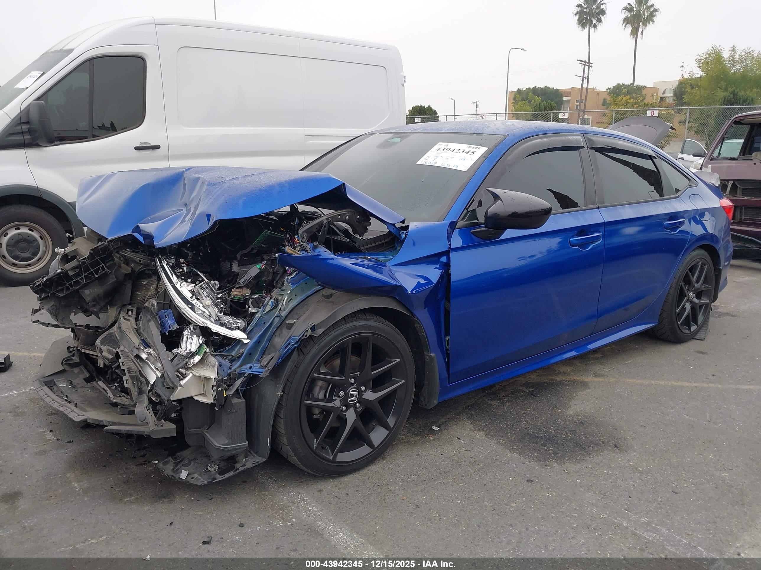 HONDA CIVIC image 2