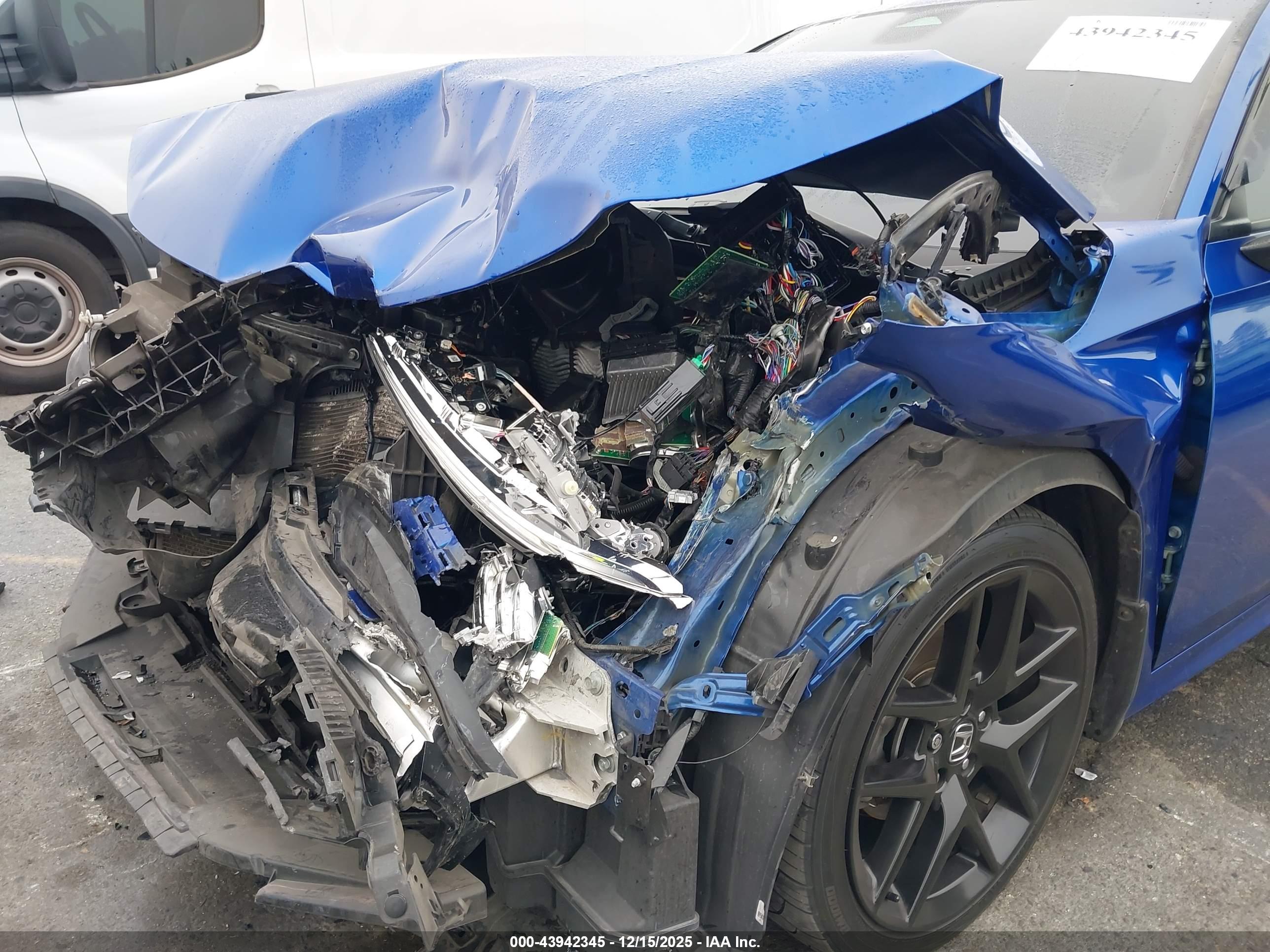 HONDA CIVIC image 6