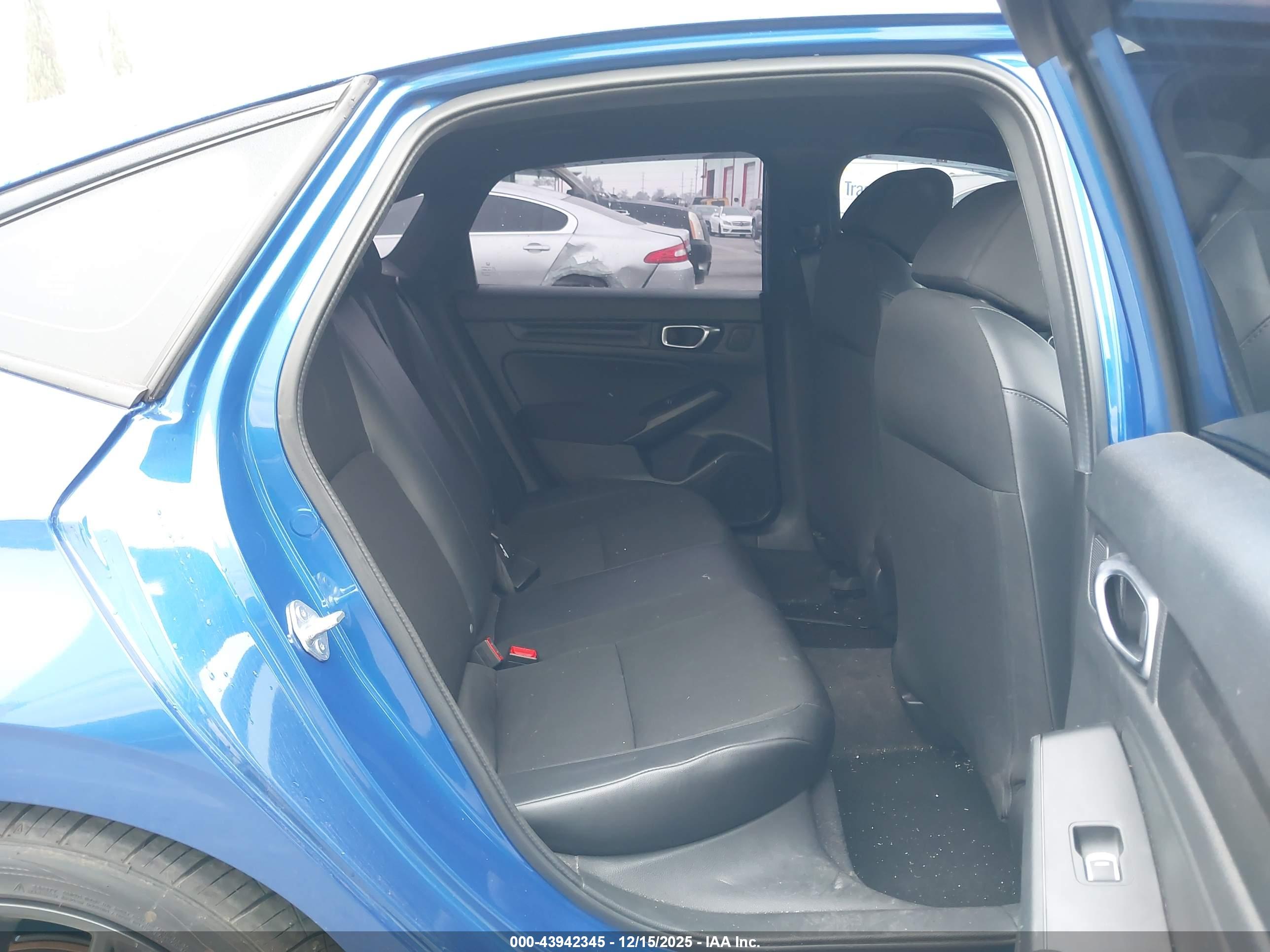 HONDA CIVIC image 8