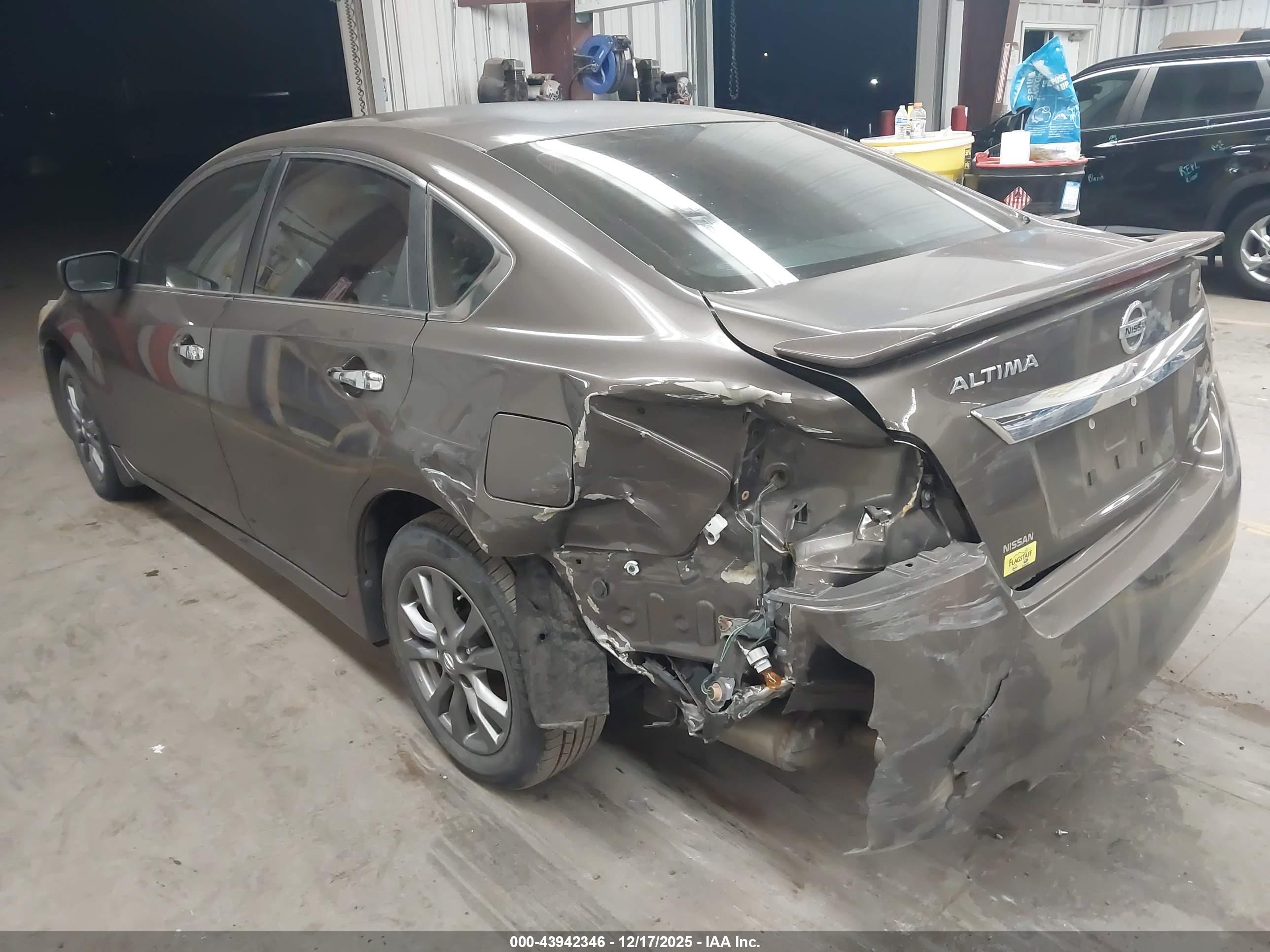 NISSAN ALTIMA image 3