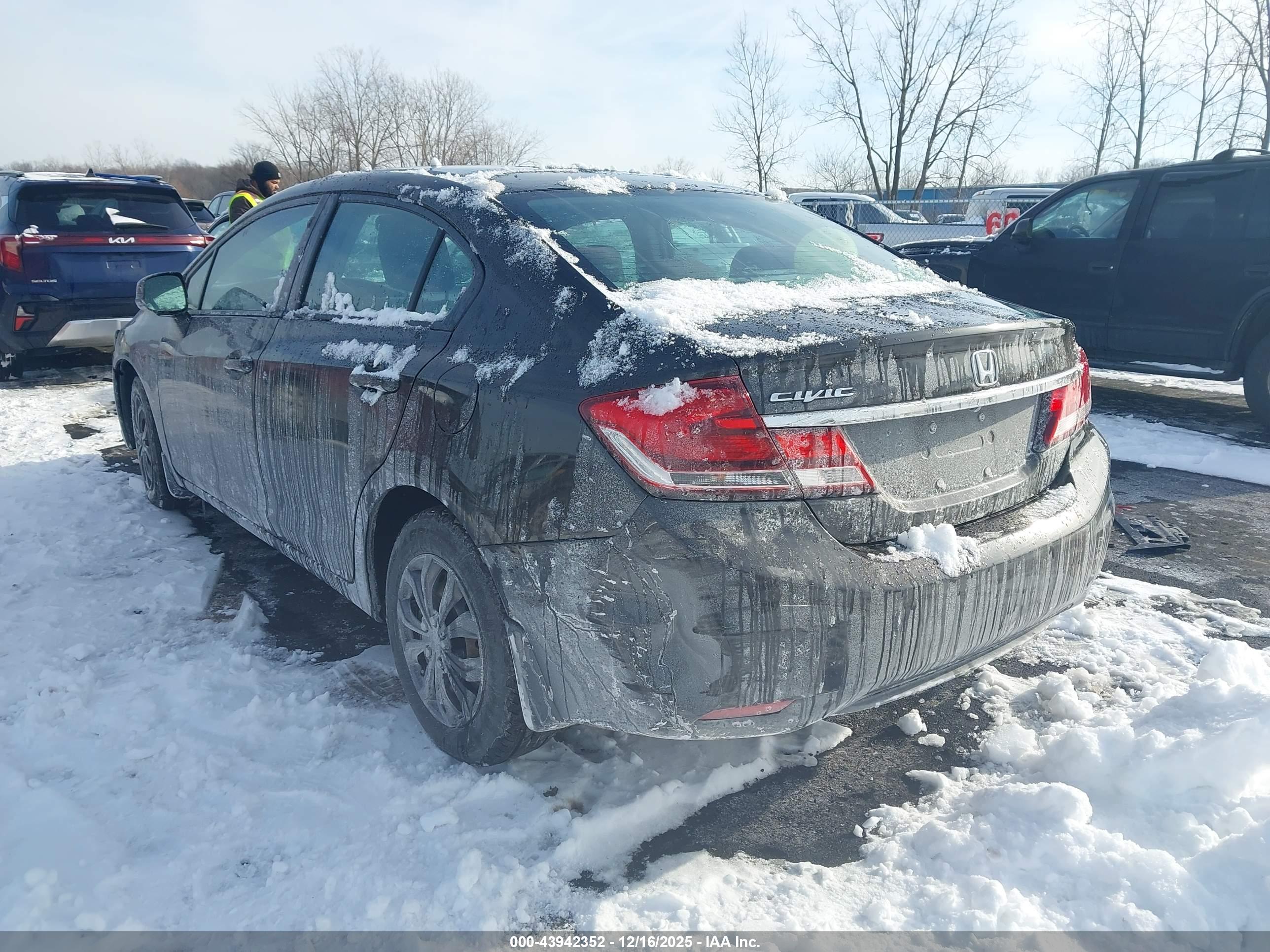 HONDA CIVIC image 3