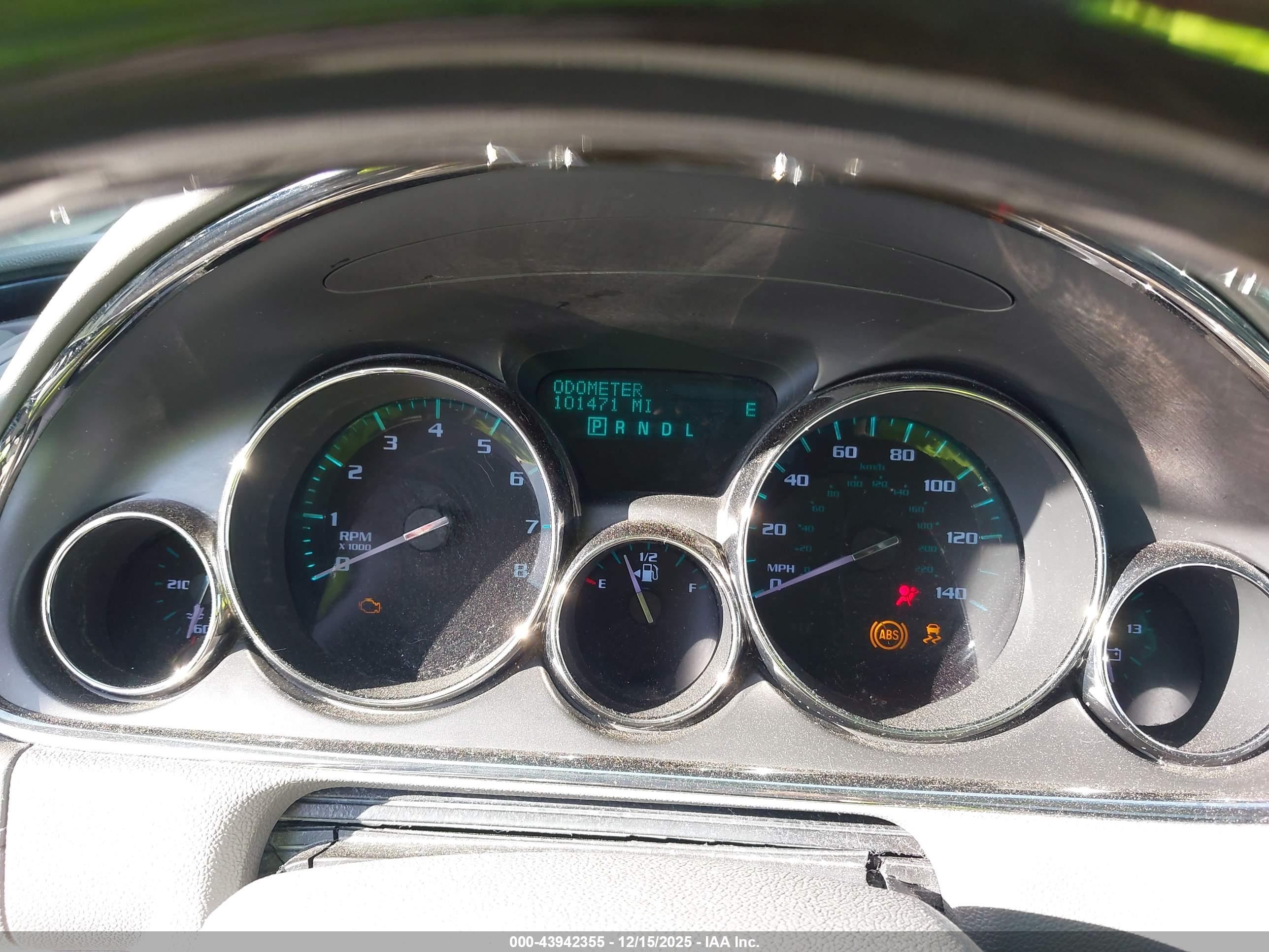 BUICK ENCLAVE image 7