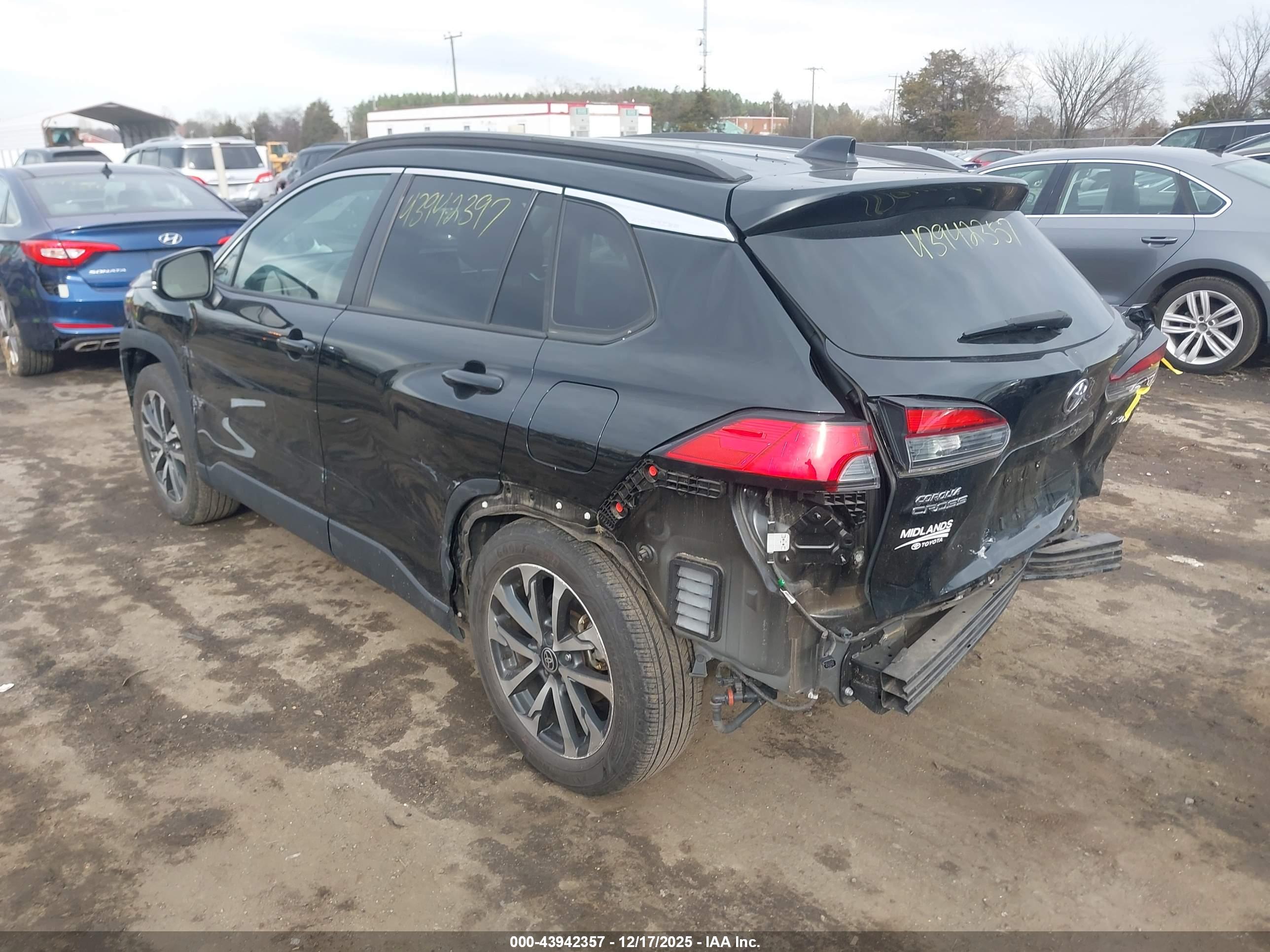 TOYOTA COROLLA image 3