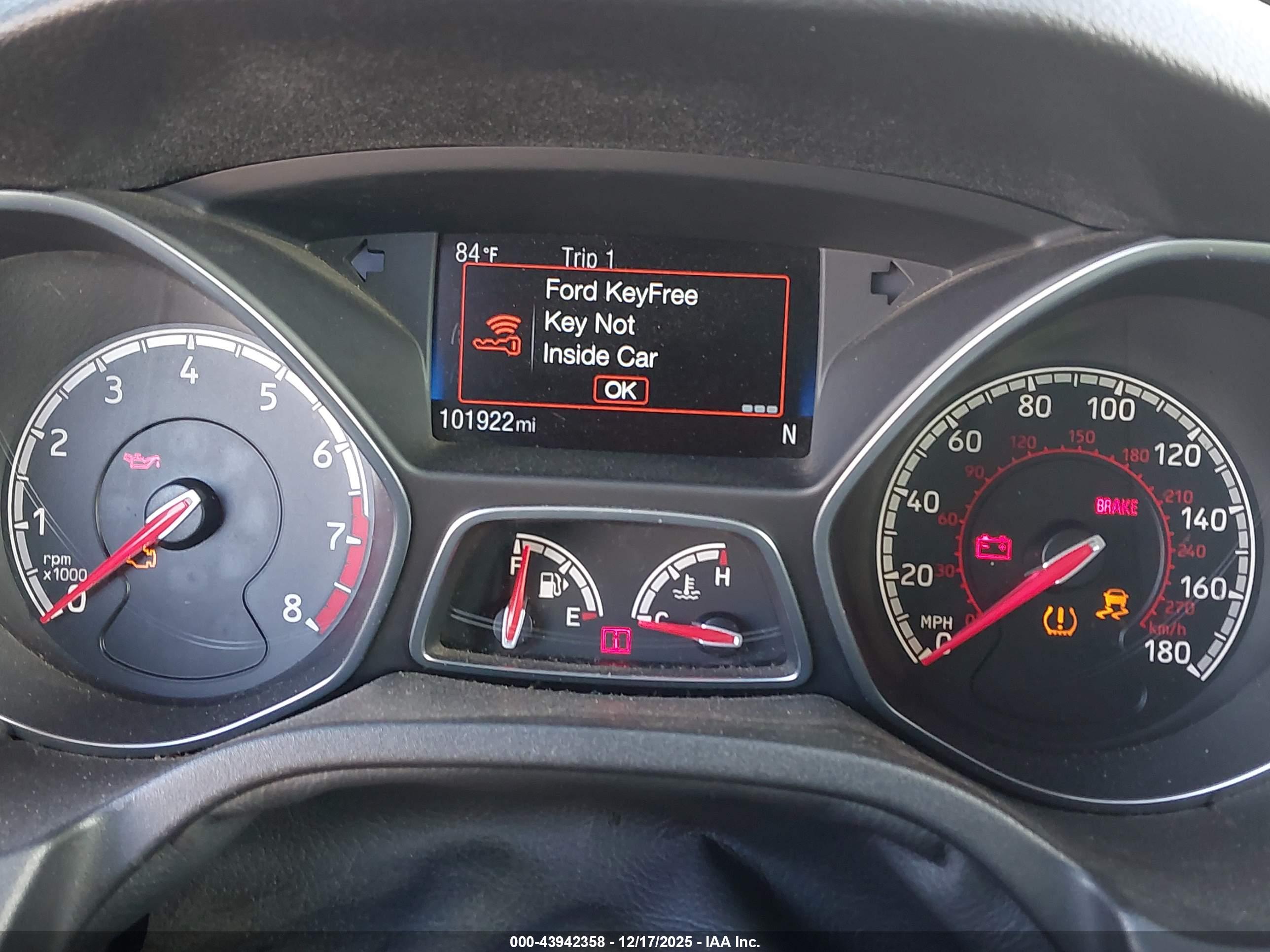 FORD FOCUS image 7