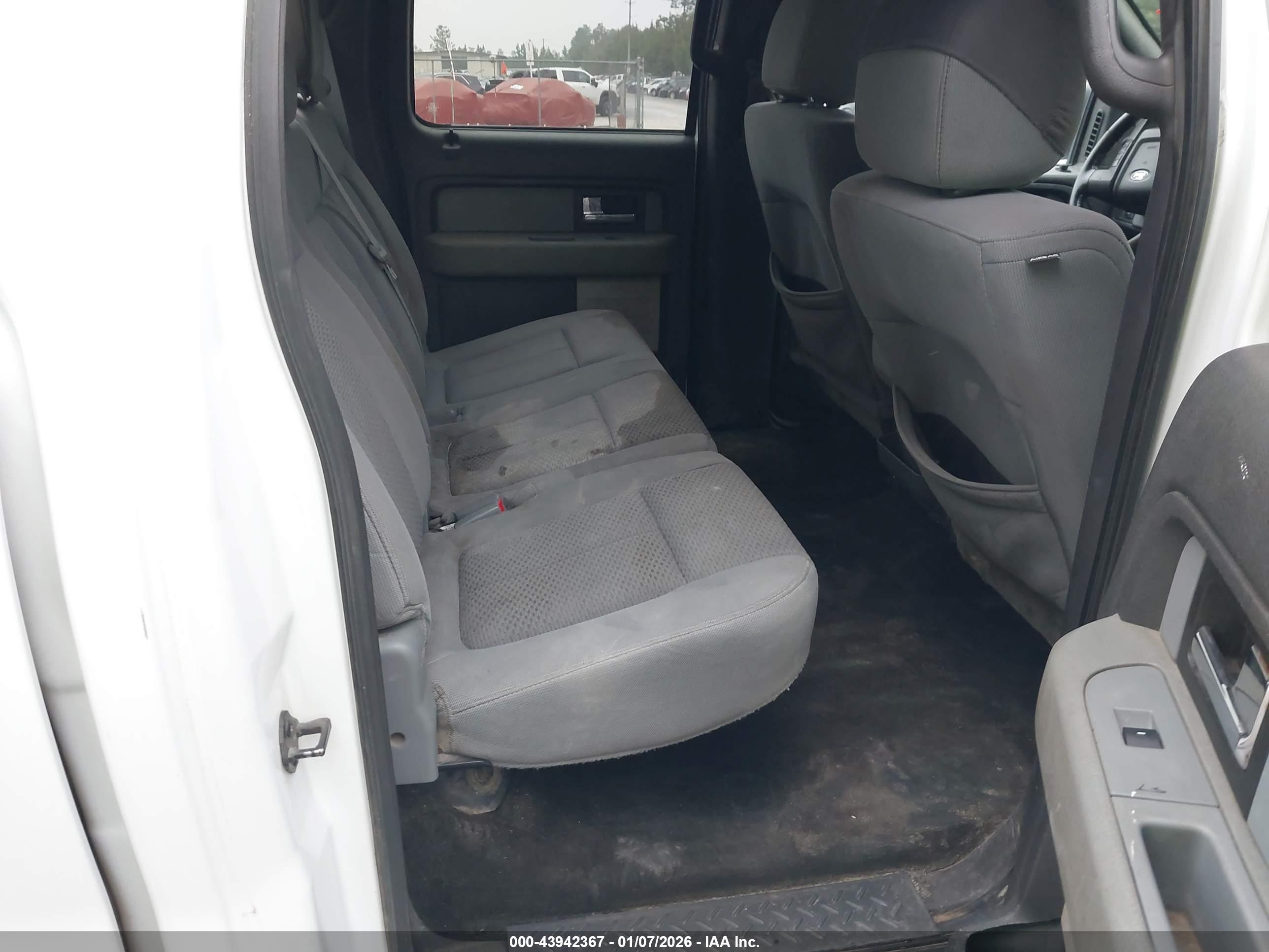 FORD F-150 image 8