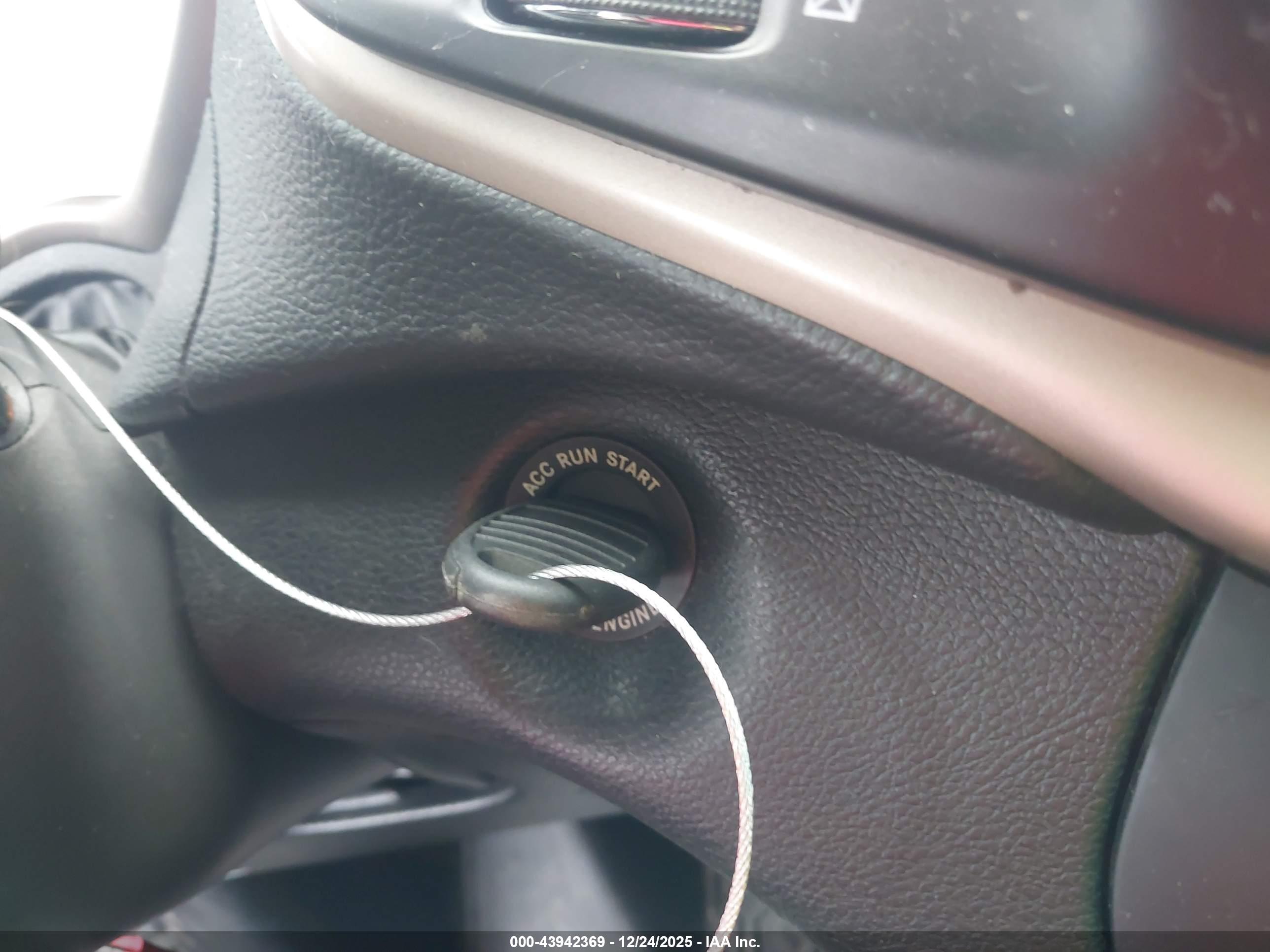 JEEP CHEROKEE image 11