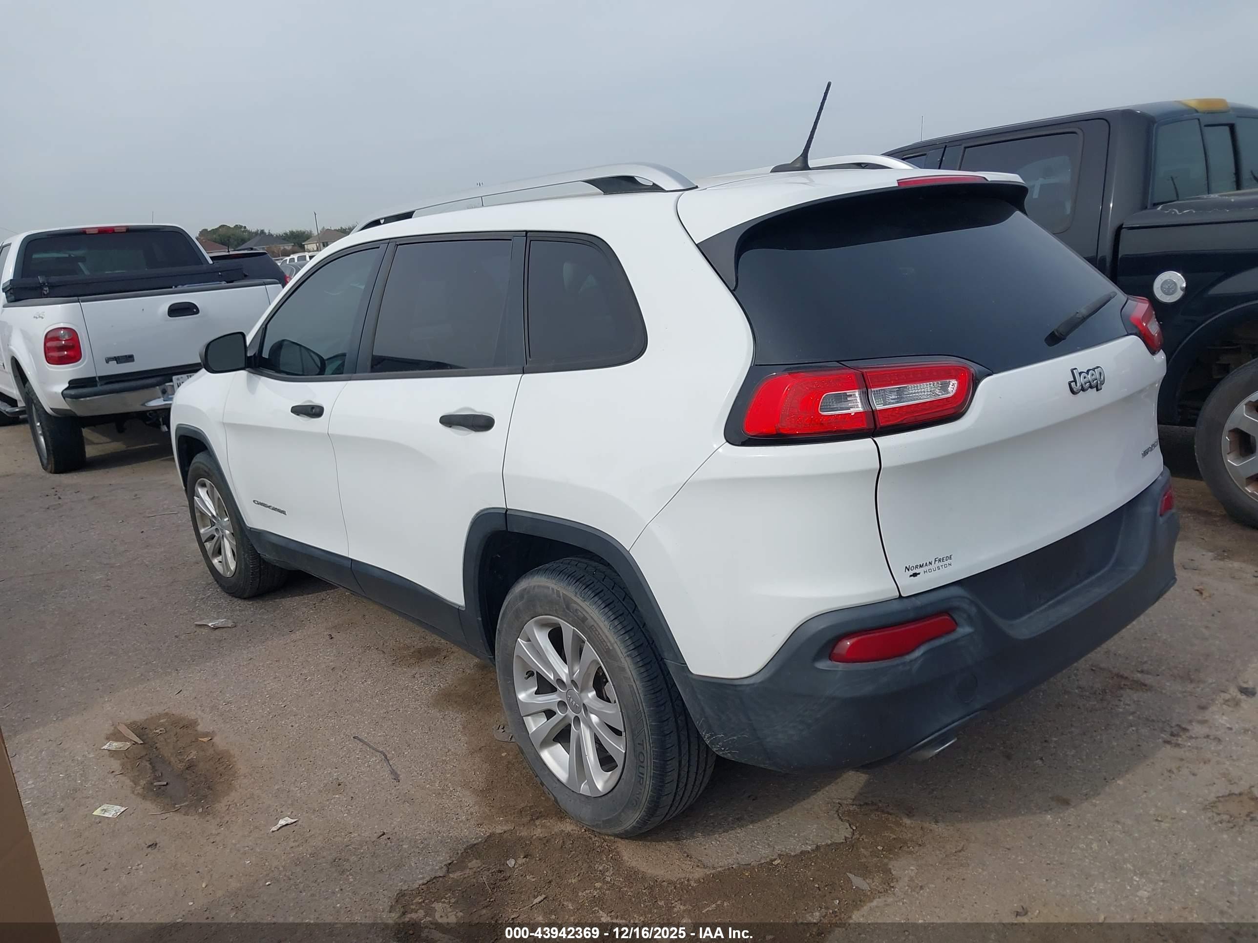 JEEP CHEROKEE image 3