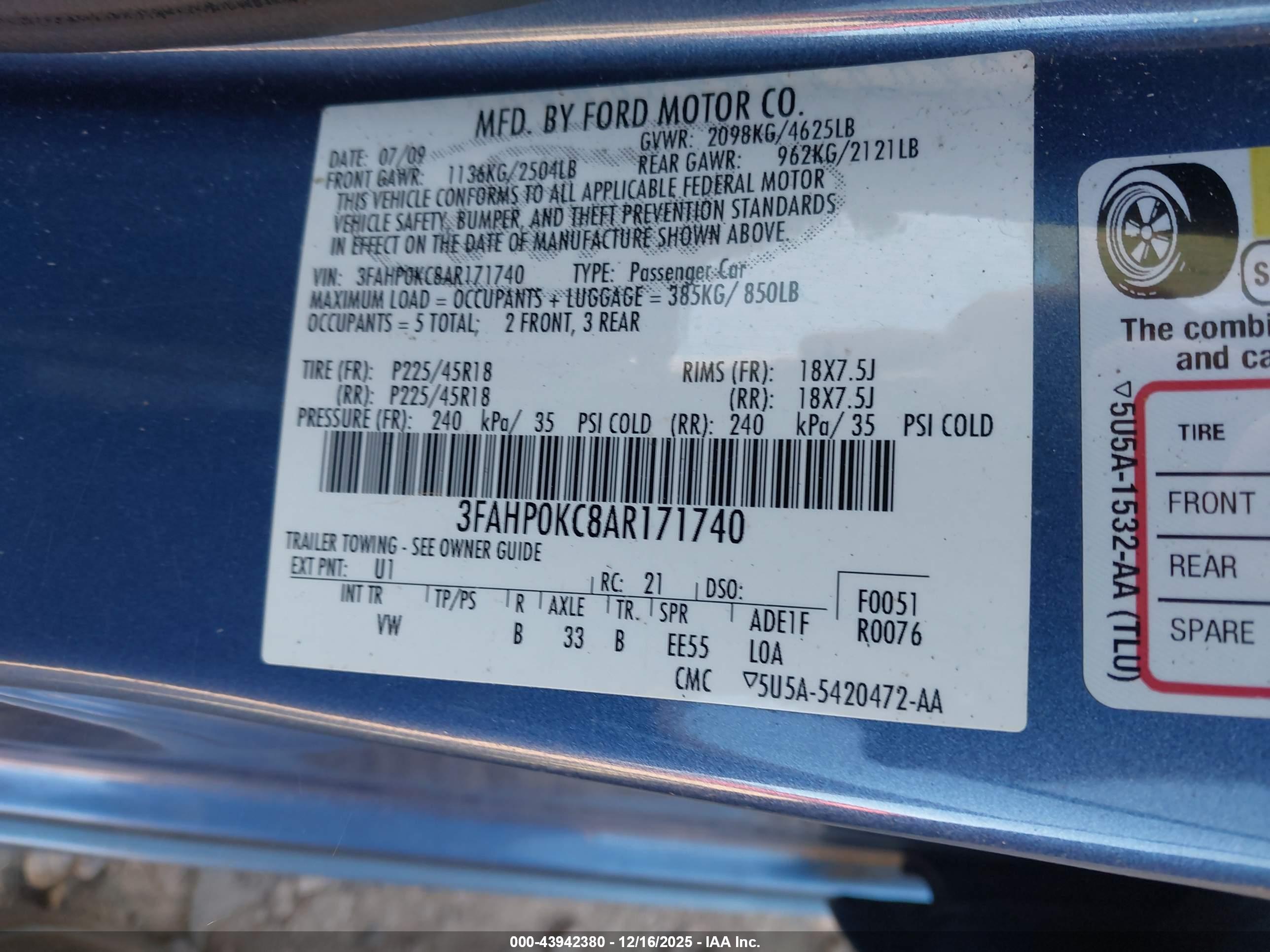 FORD FUSION image 9