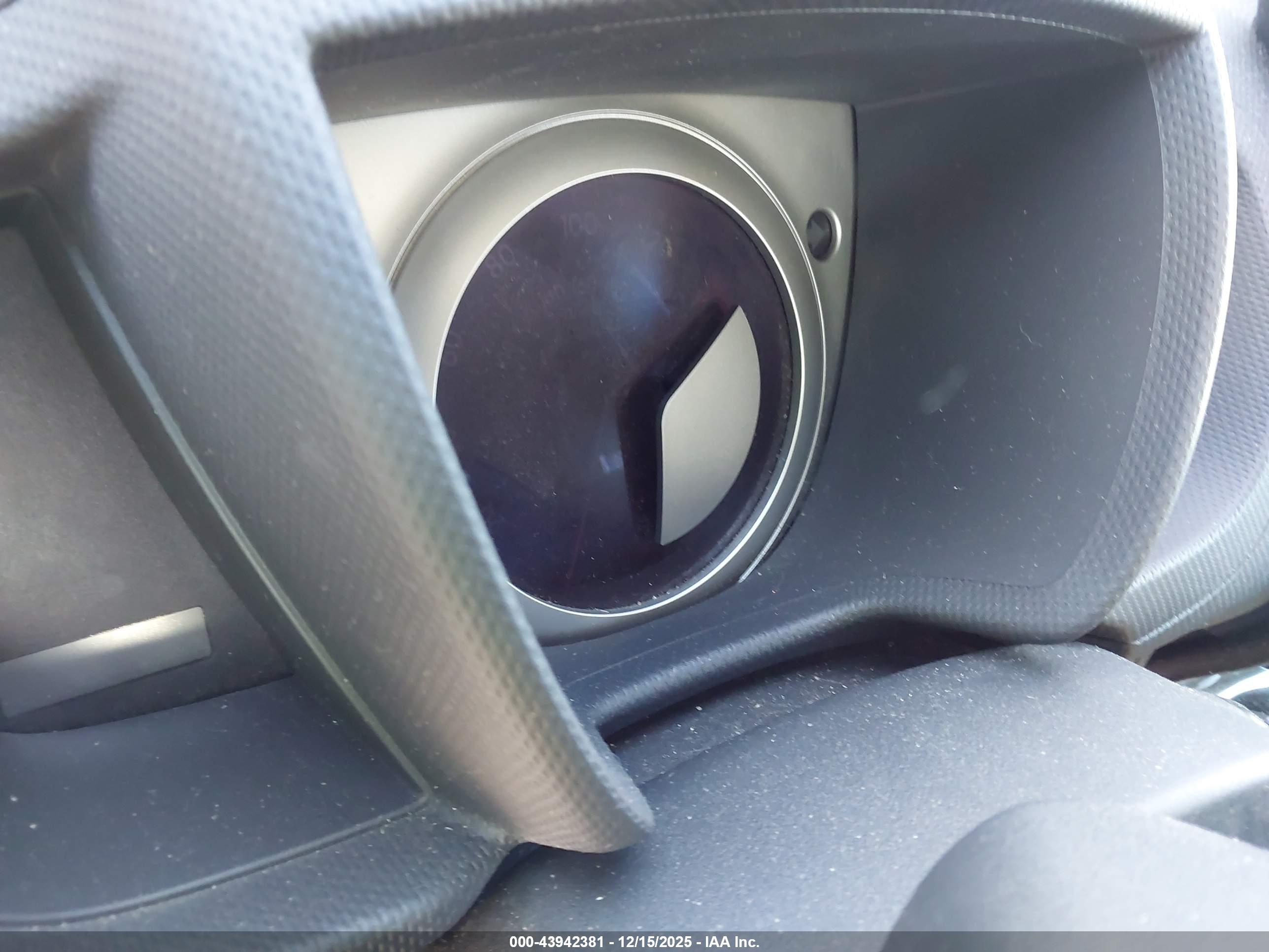 SCION XD image 7