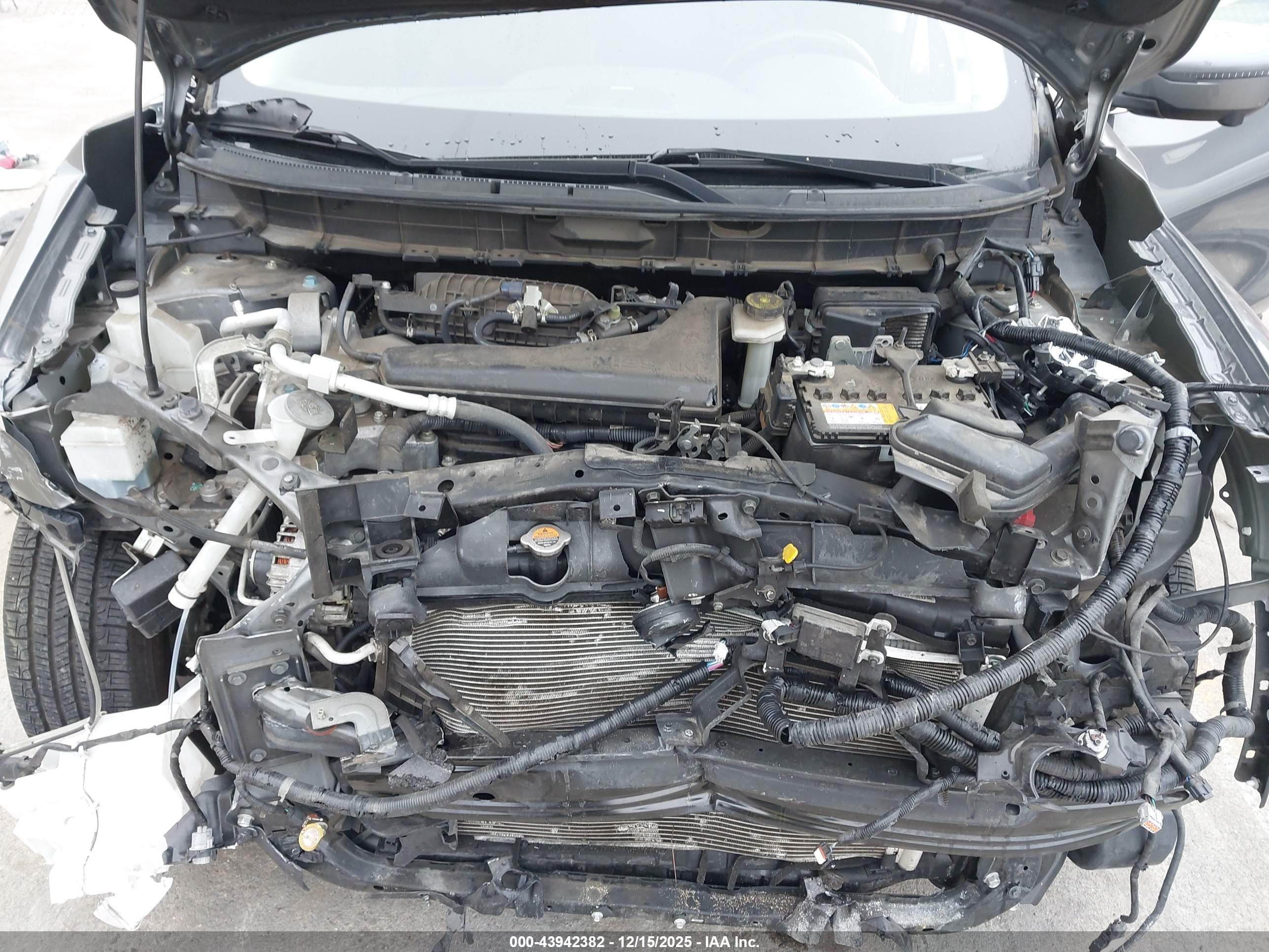 NISSAN ROGUE image 10