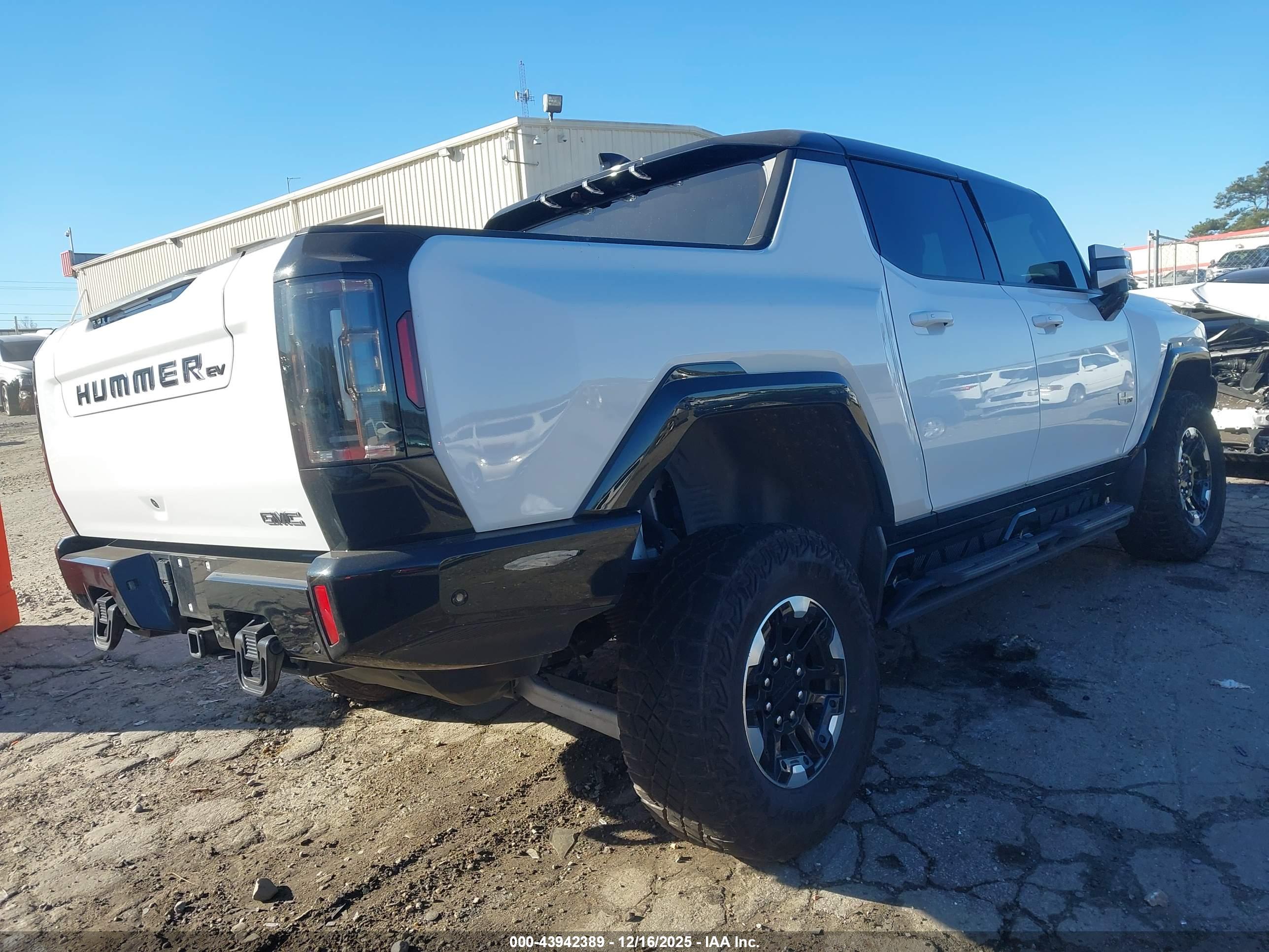 GMC HUMMER image 4