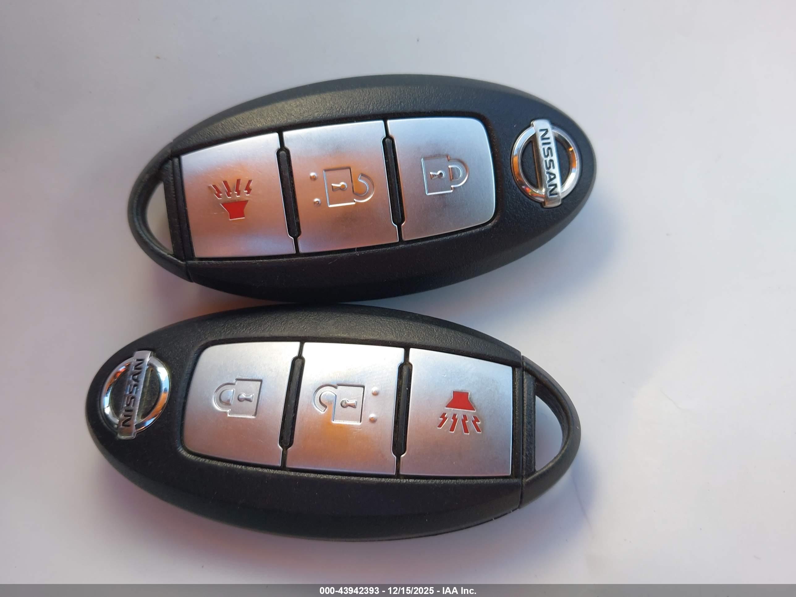NISSAN ROGUE image 11