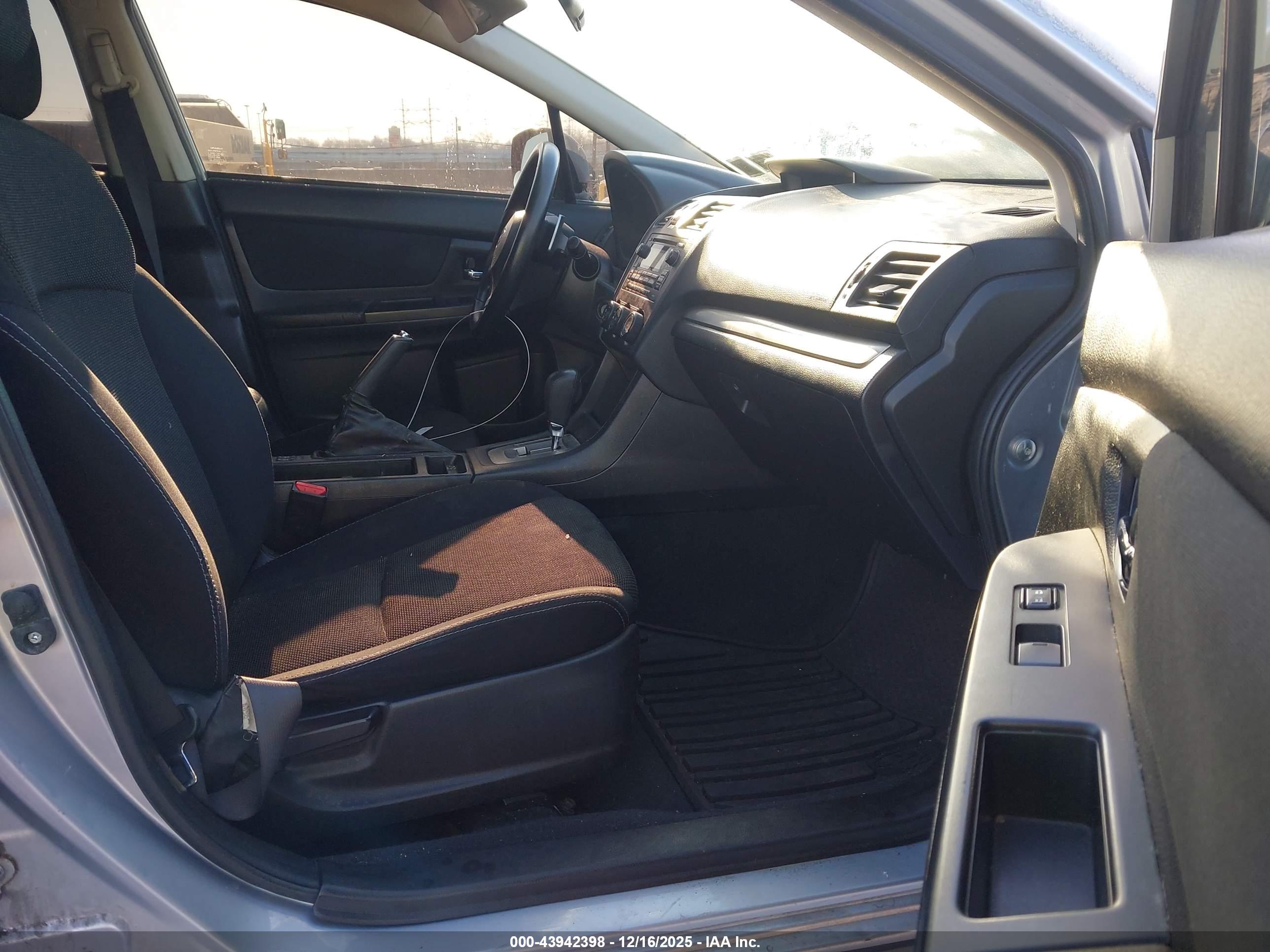 SUBARU XV image 5