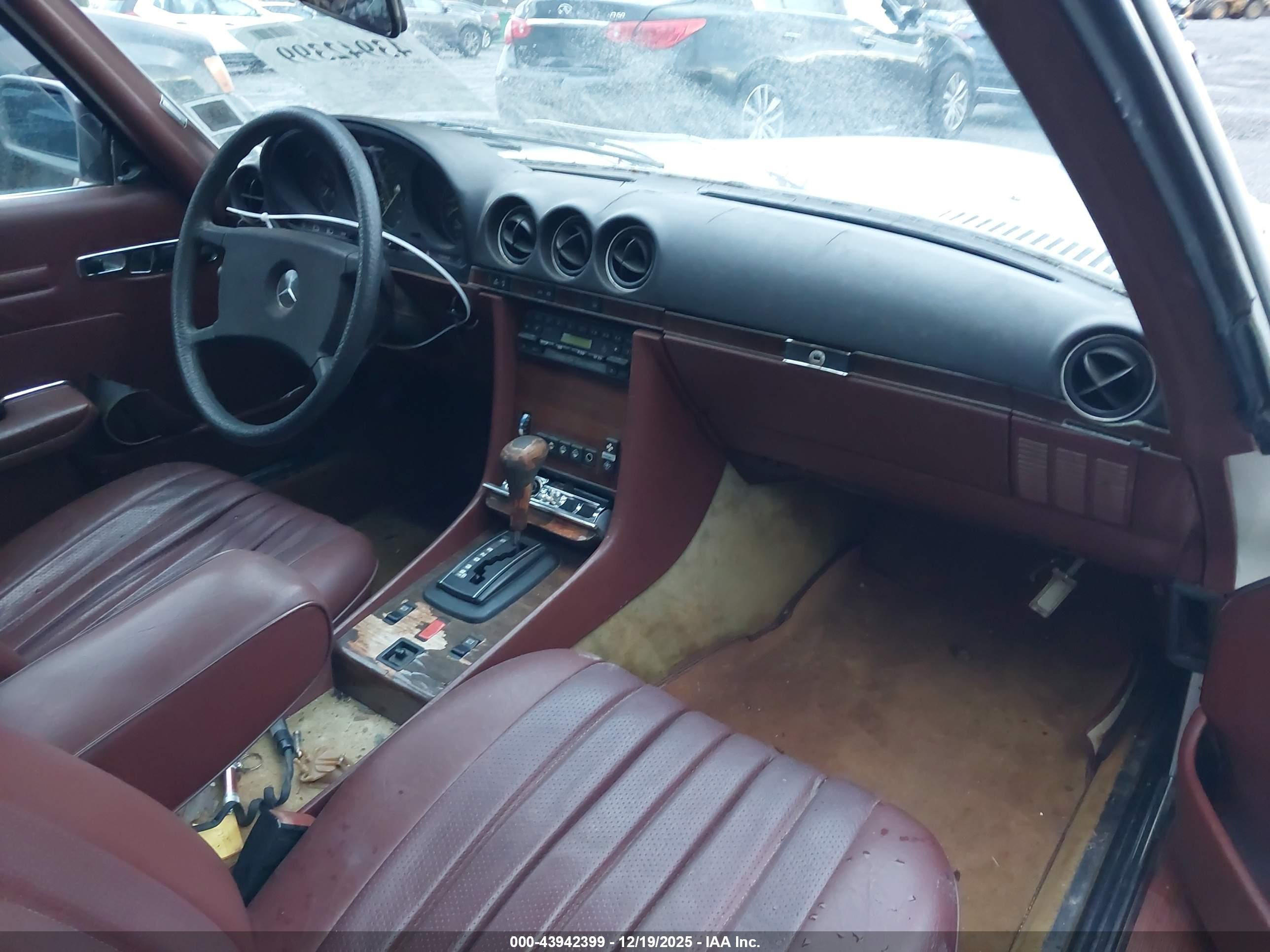 MERCEDES-BENZ 380 image 5