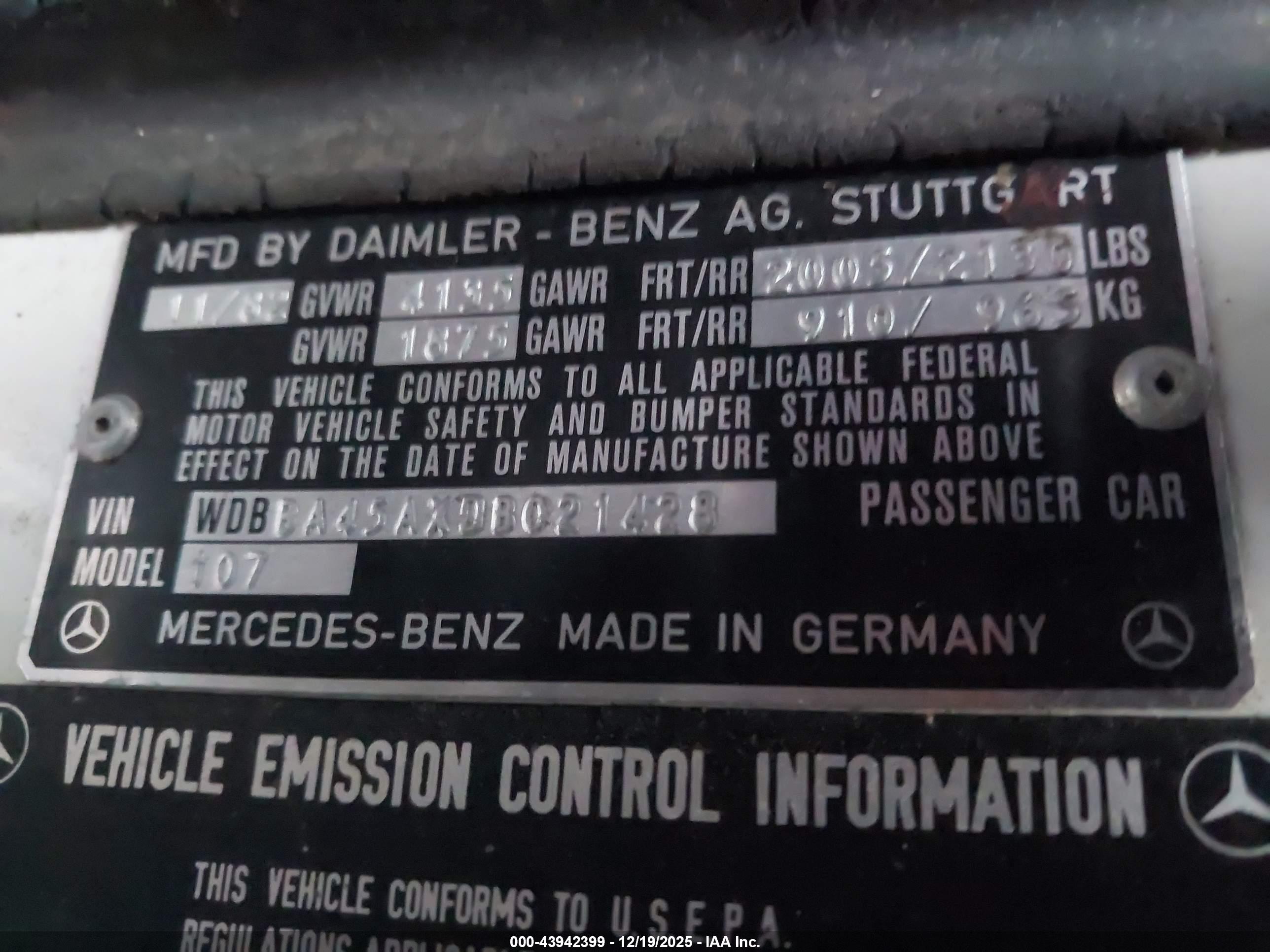 MERCEDES-BENZ 380 image 9