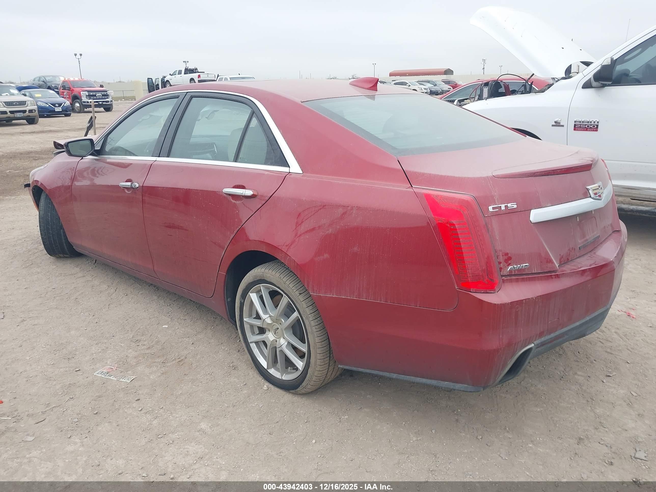CADILLAC CTS image 3