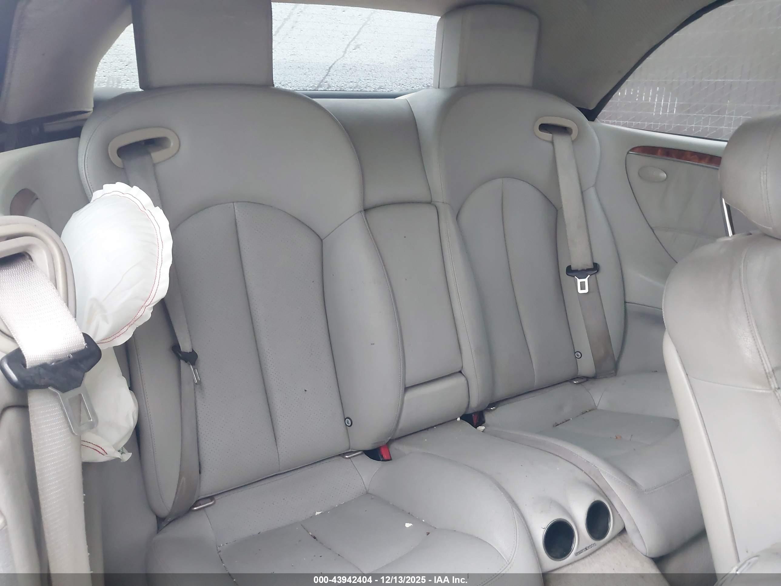 MERCEDES-BENZ CLK image 8