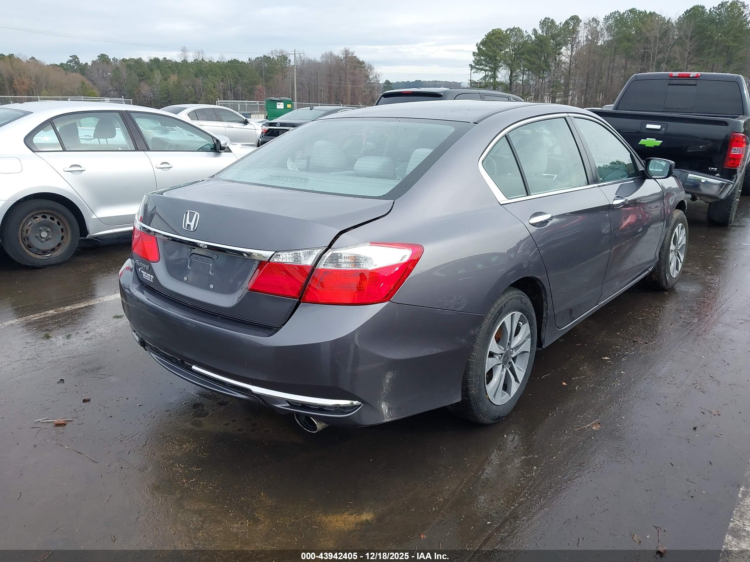 HONDA ACCORD image 4