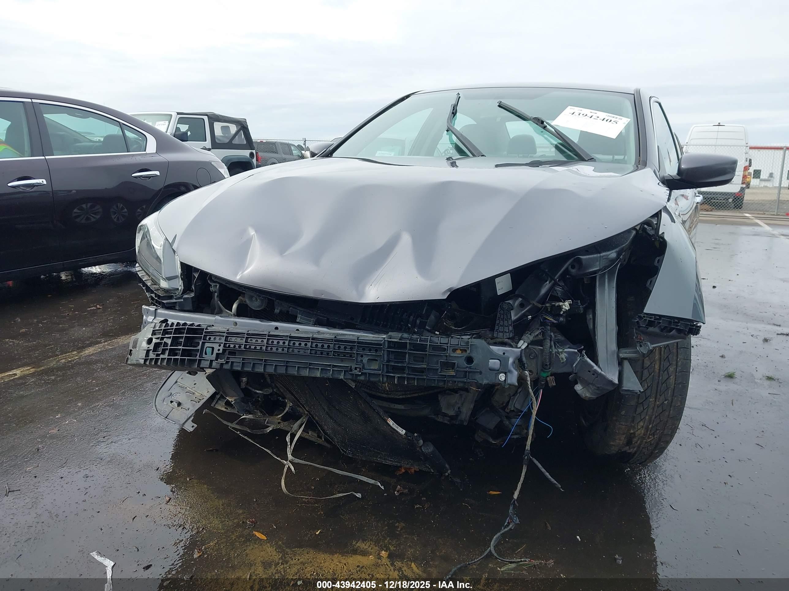 HONDA ACCORD image 6