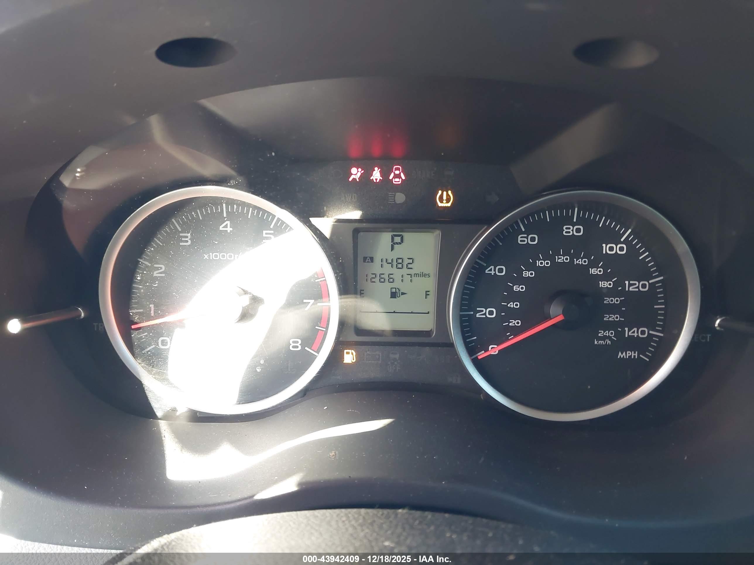 SUBARU FORESTER image 7