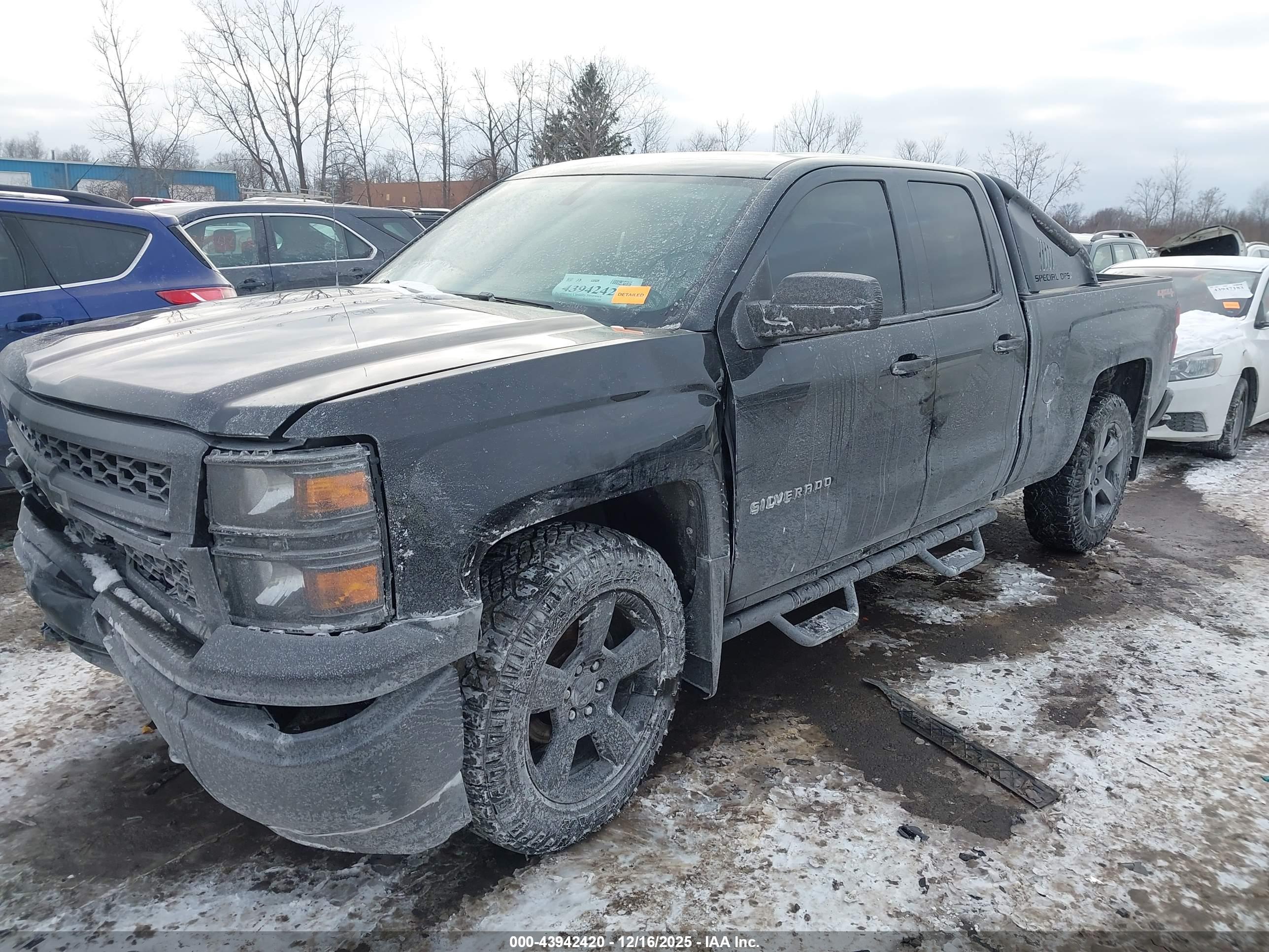 CHEVROLET SILVERADO image 2