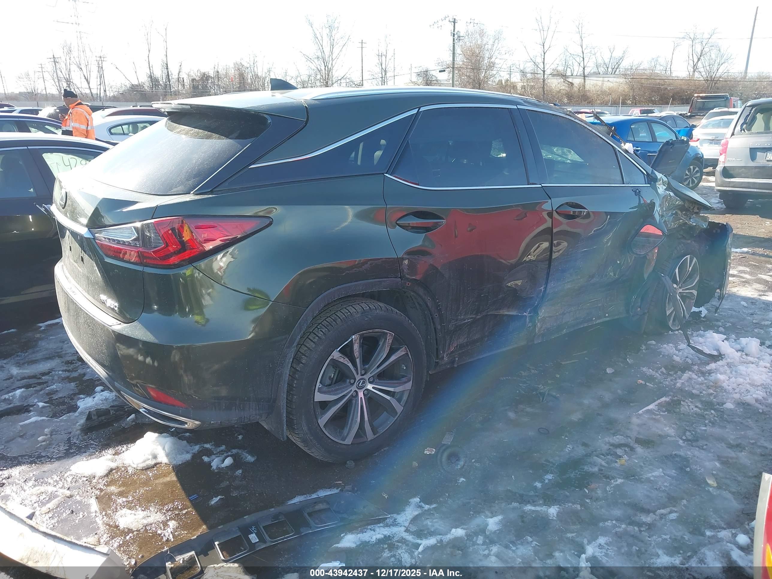 LEXUS RX image 4
