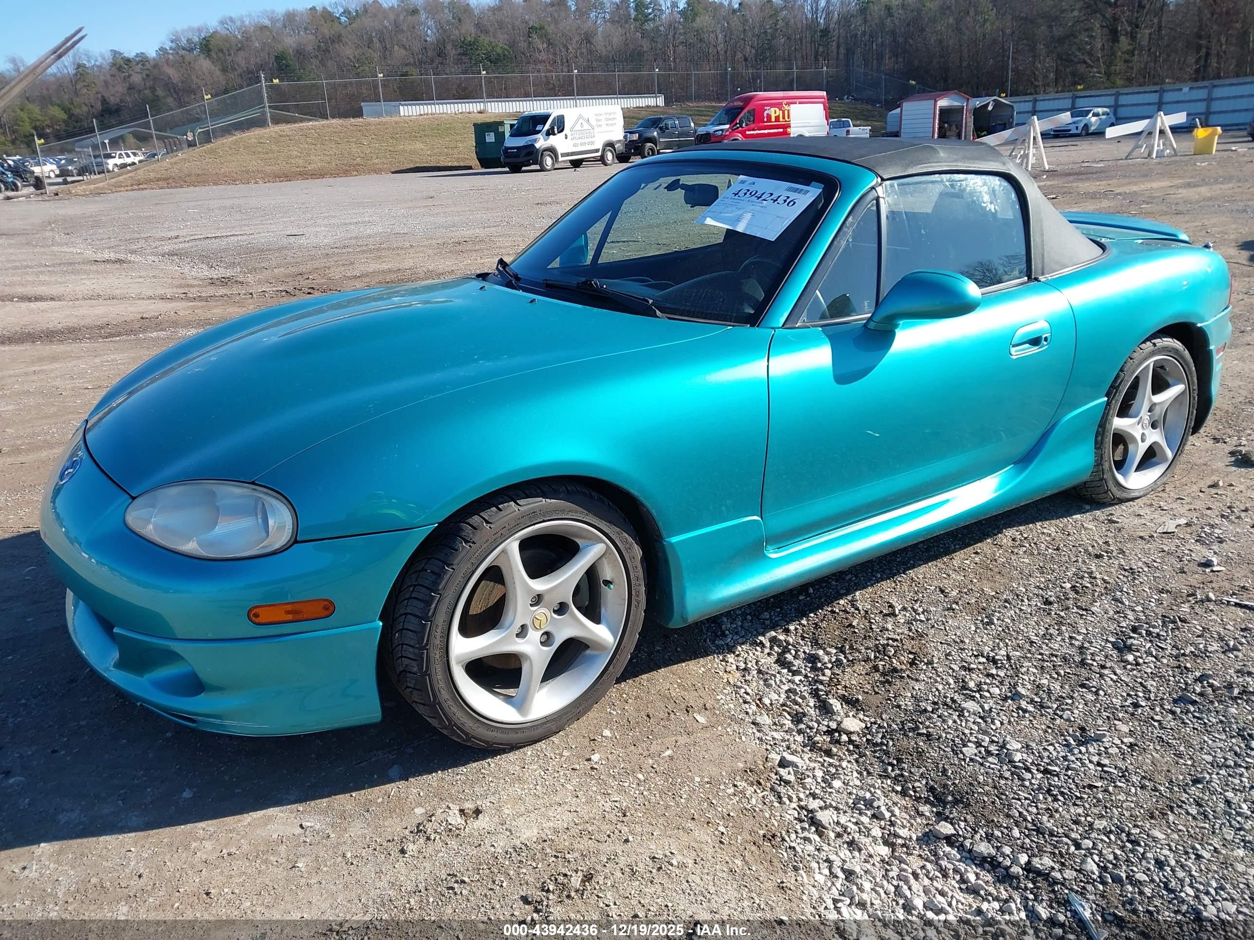 MAZDA MX-5 image 2