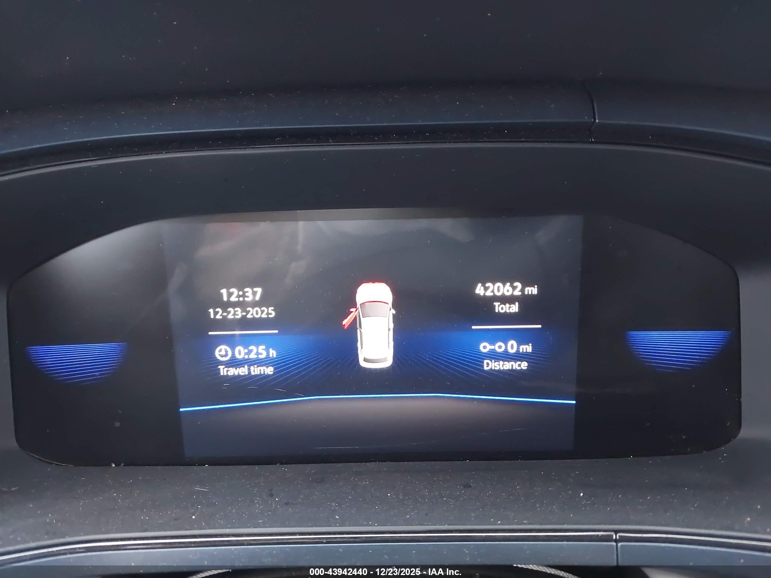 VOLKSWAGEN TAOS image 7