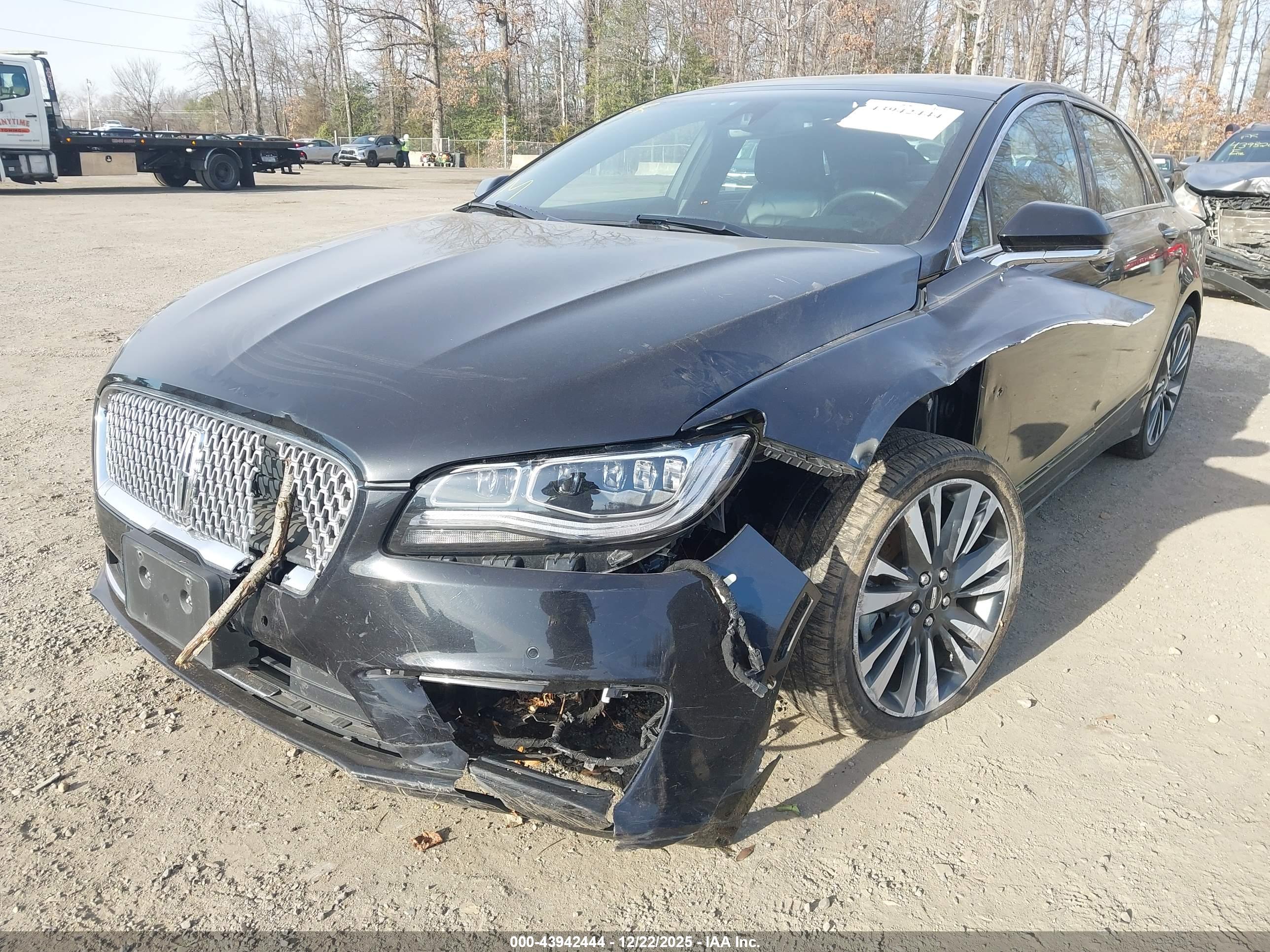 LINCOLN MKZ image 6