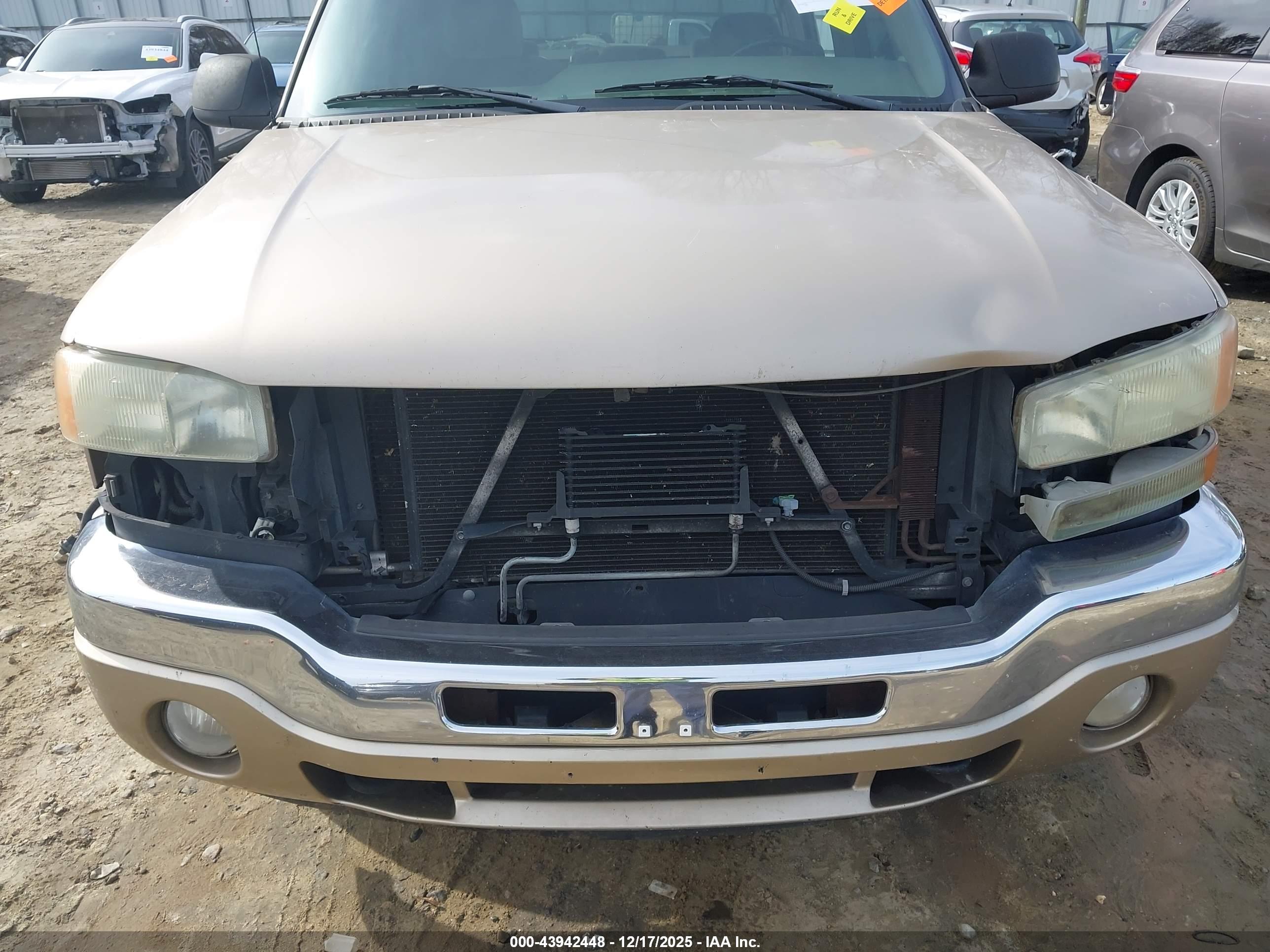 GMC SIERRA image 6
