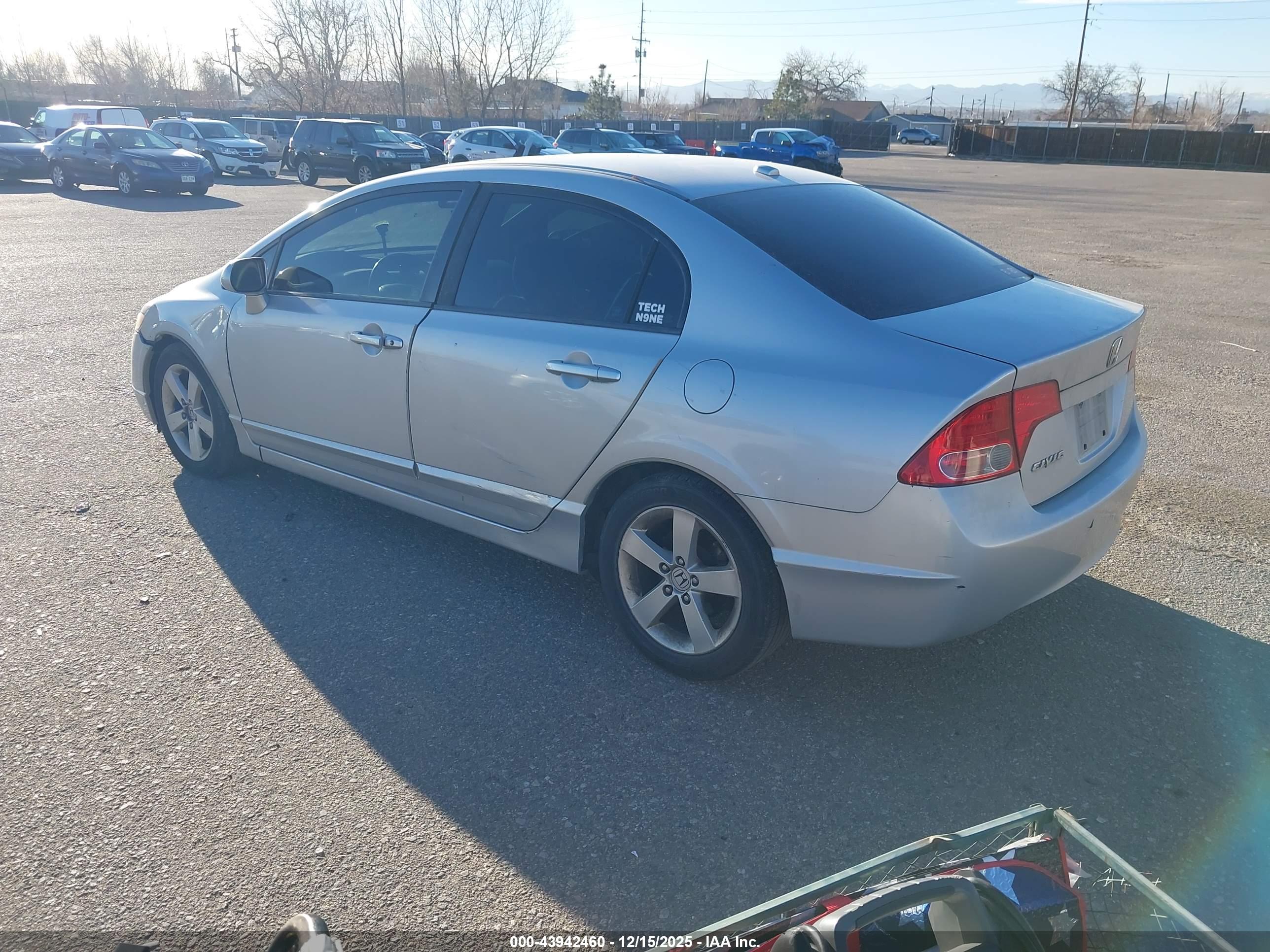 HONDA CIVIC image 3