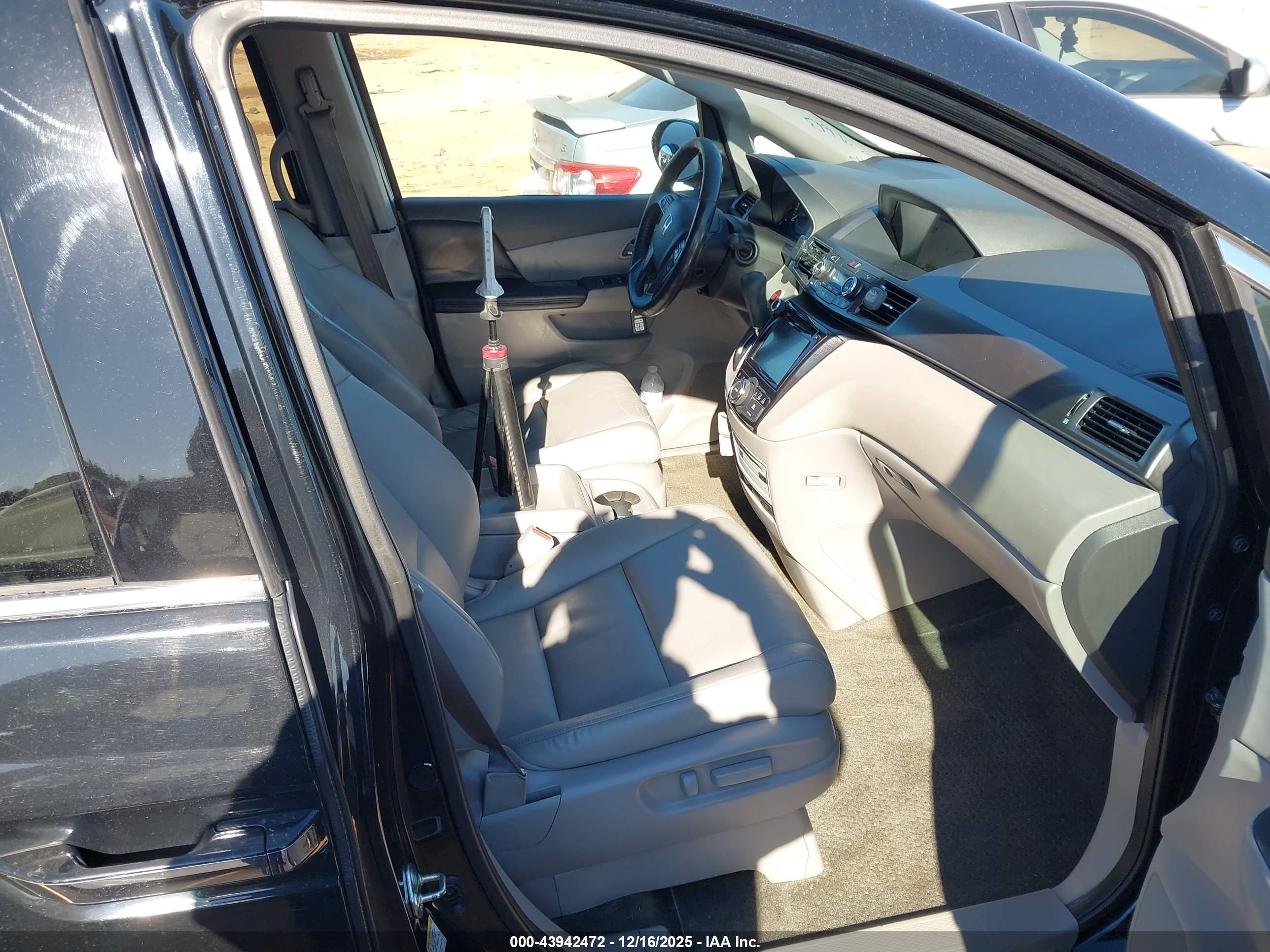 HONDA ODYSSEY image 5