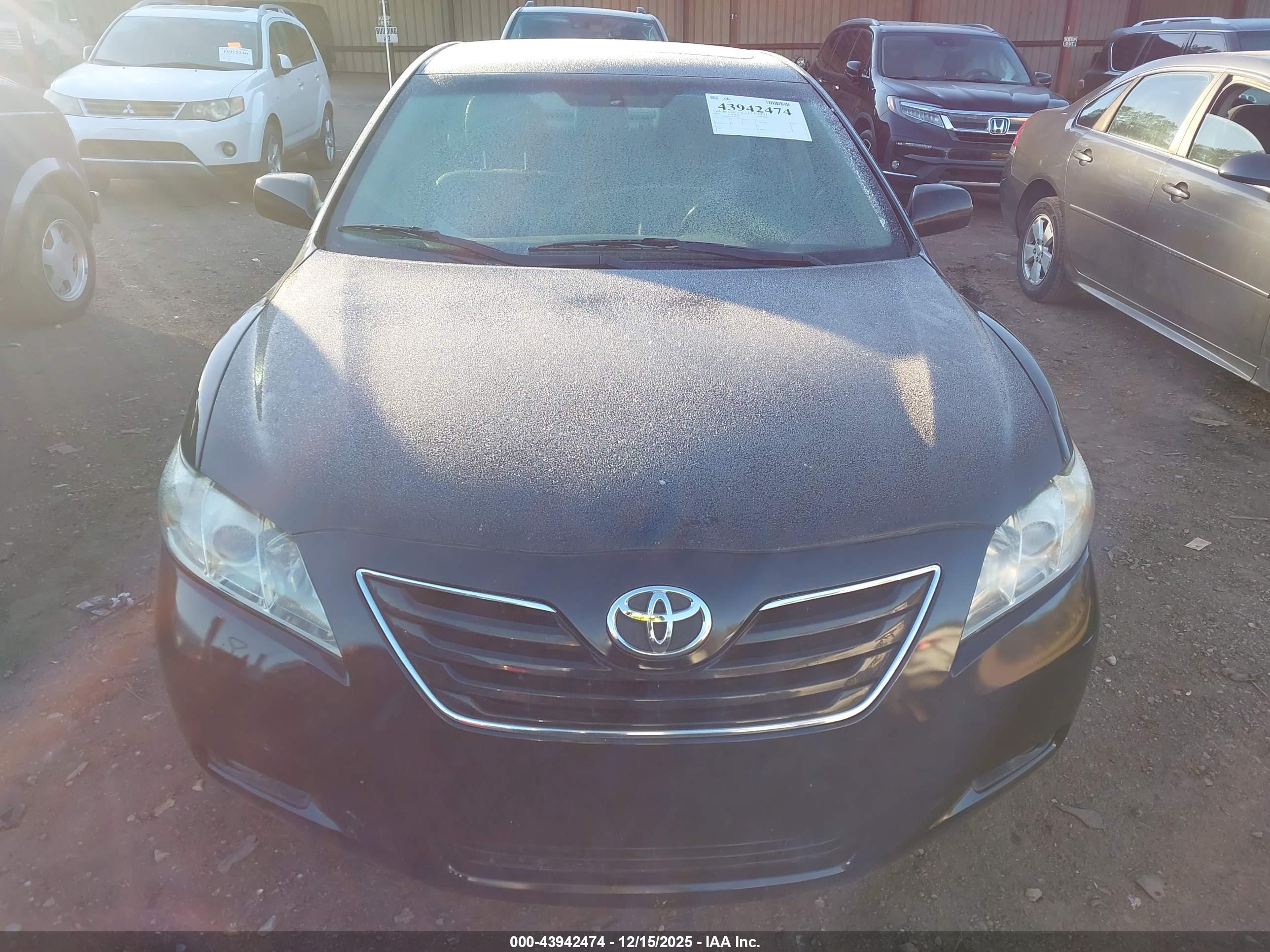 TOYOTA CAMRY image 6