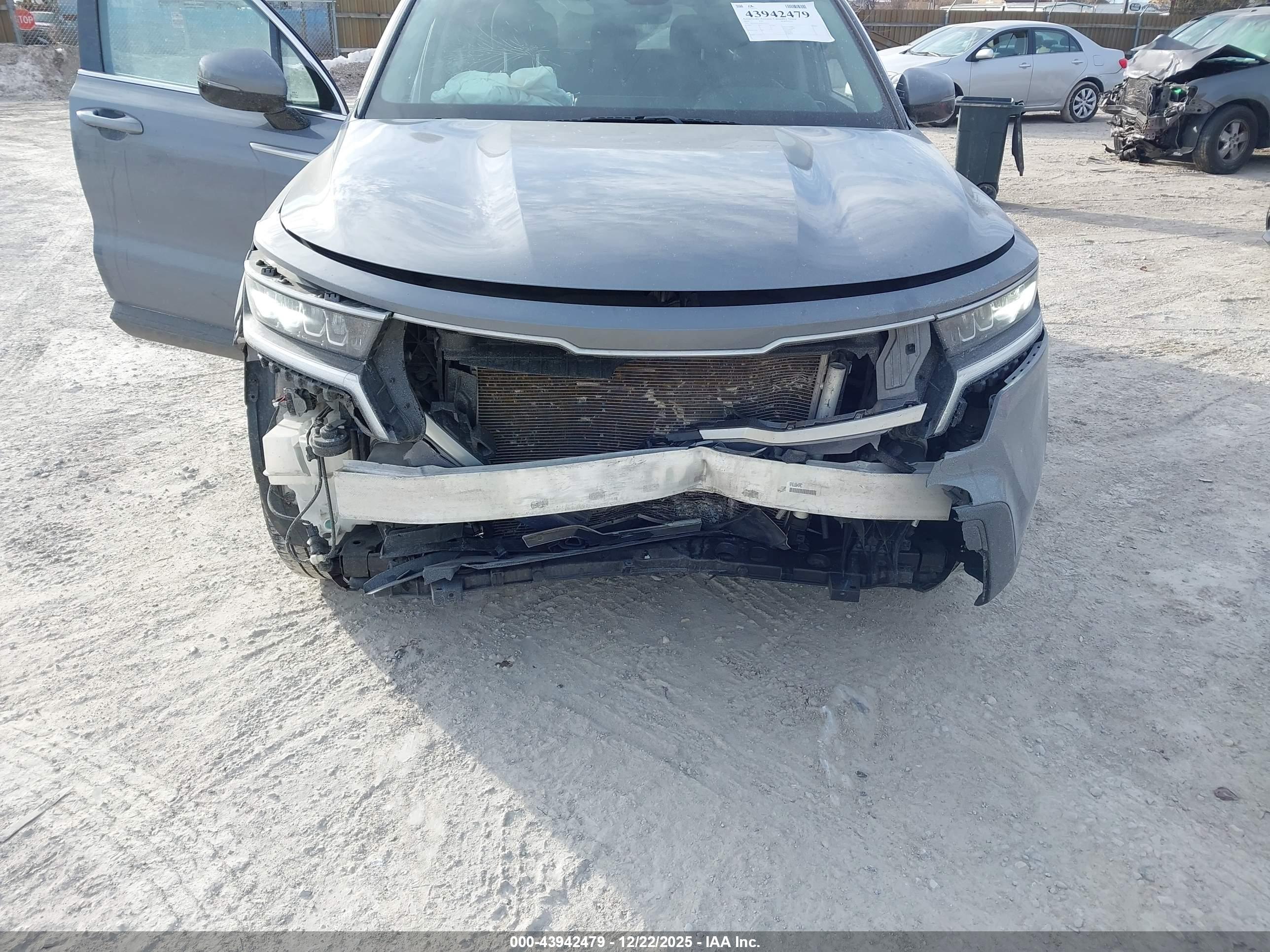 KIA SORENTO image 6