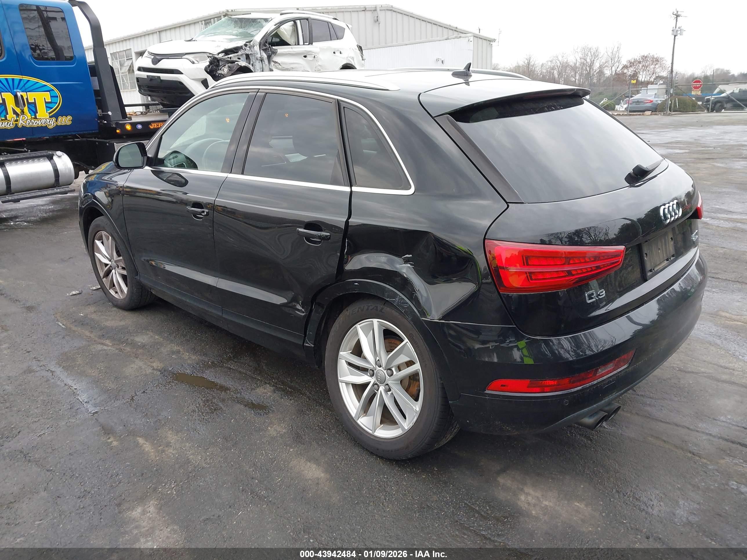 AUDI Q3 image 3