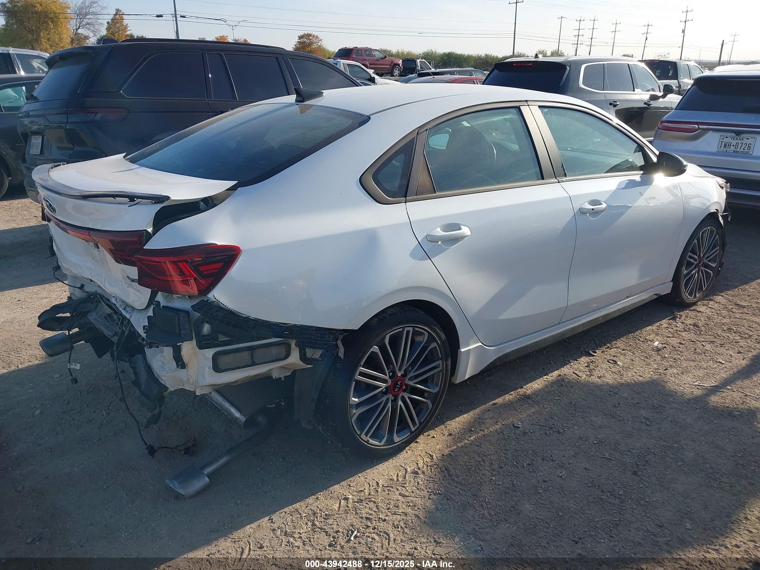 KIA FORTE image 4
