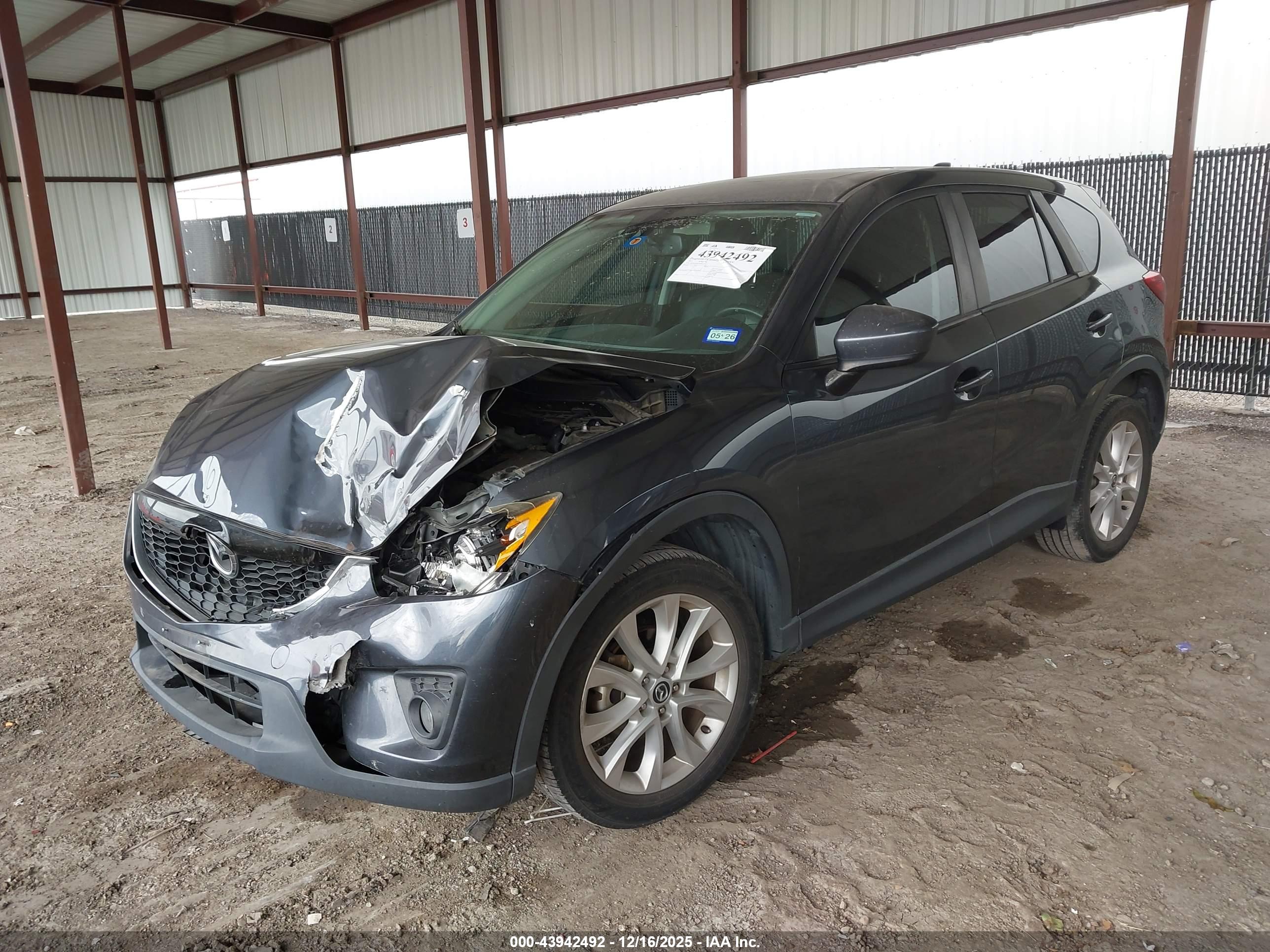 MAZDA CX-5 image 2