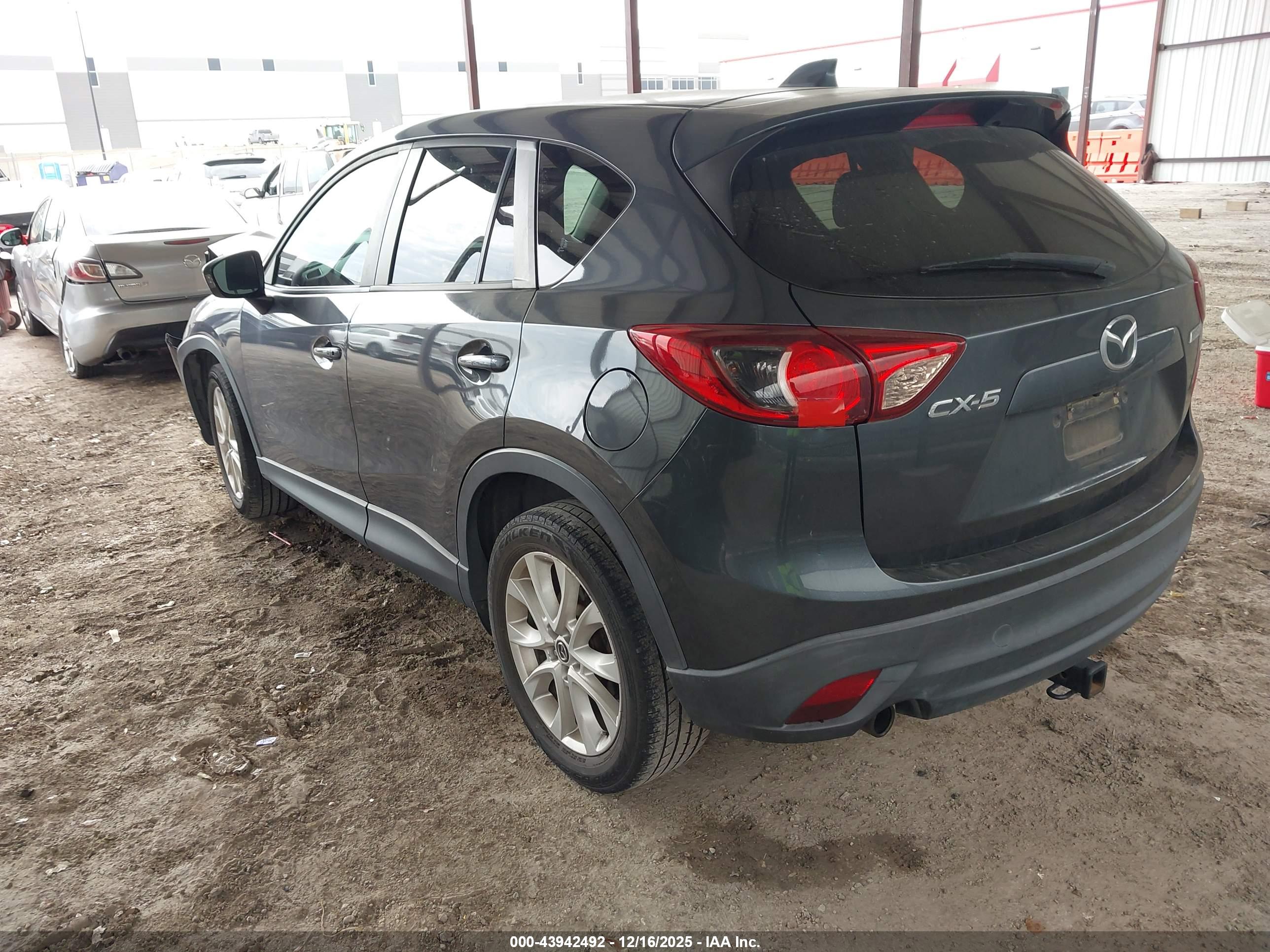MAZDA CX-5 image 3
