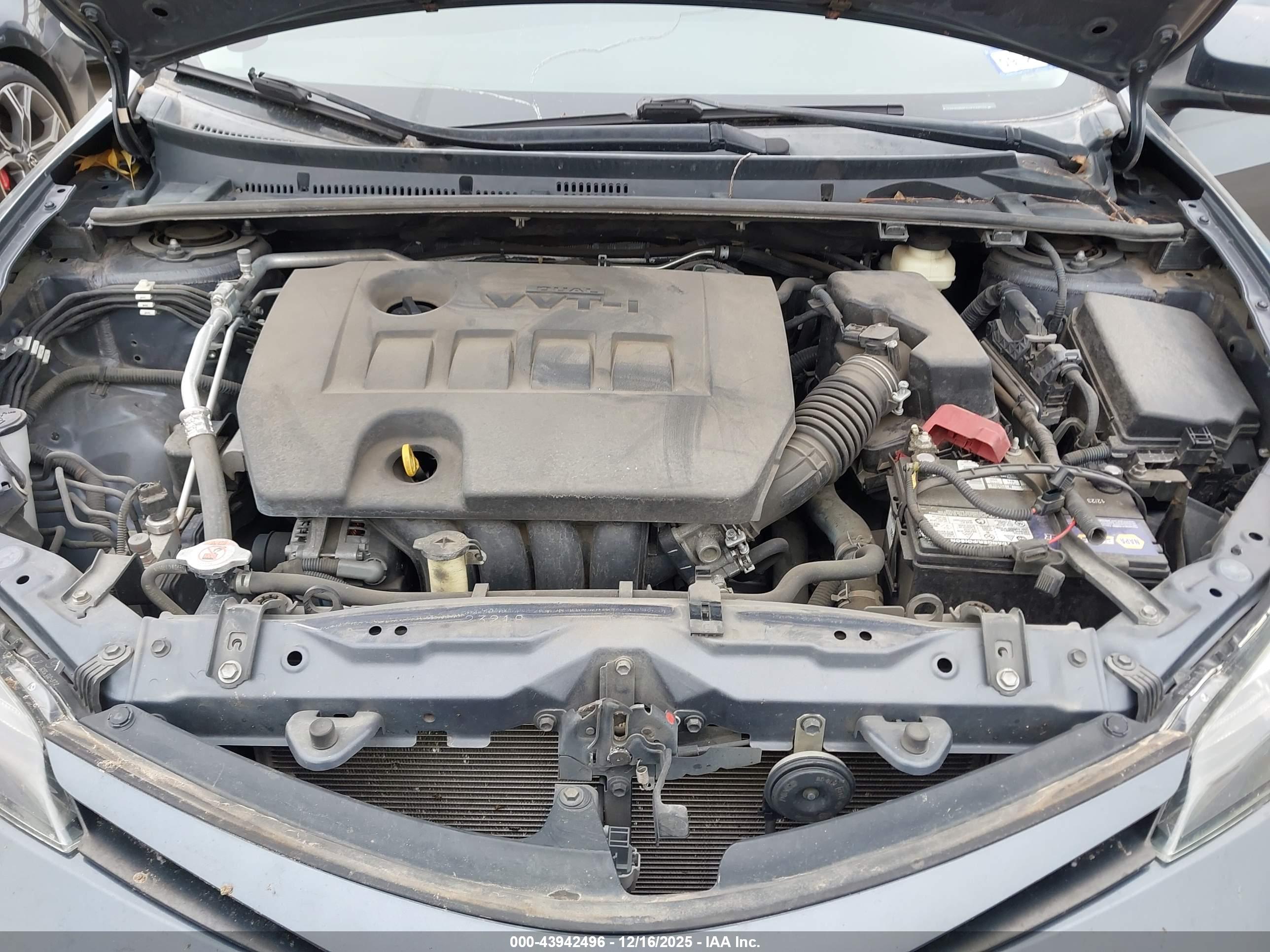 TOYOTA COROLLA image 10