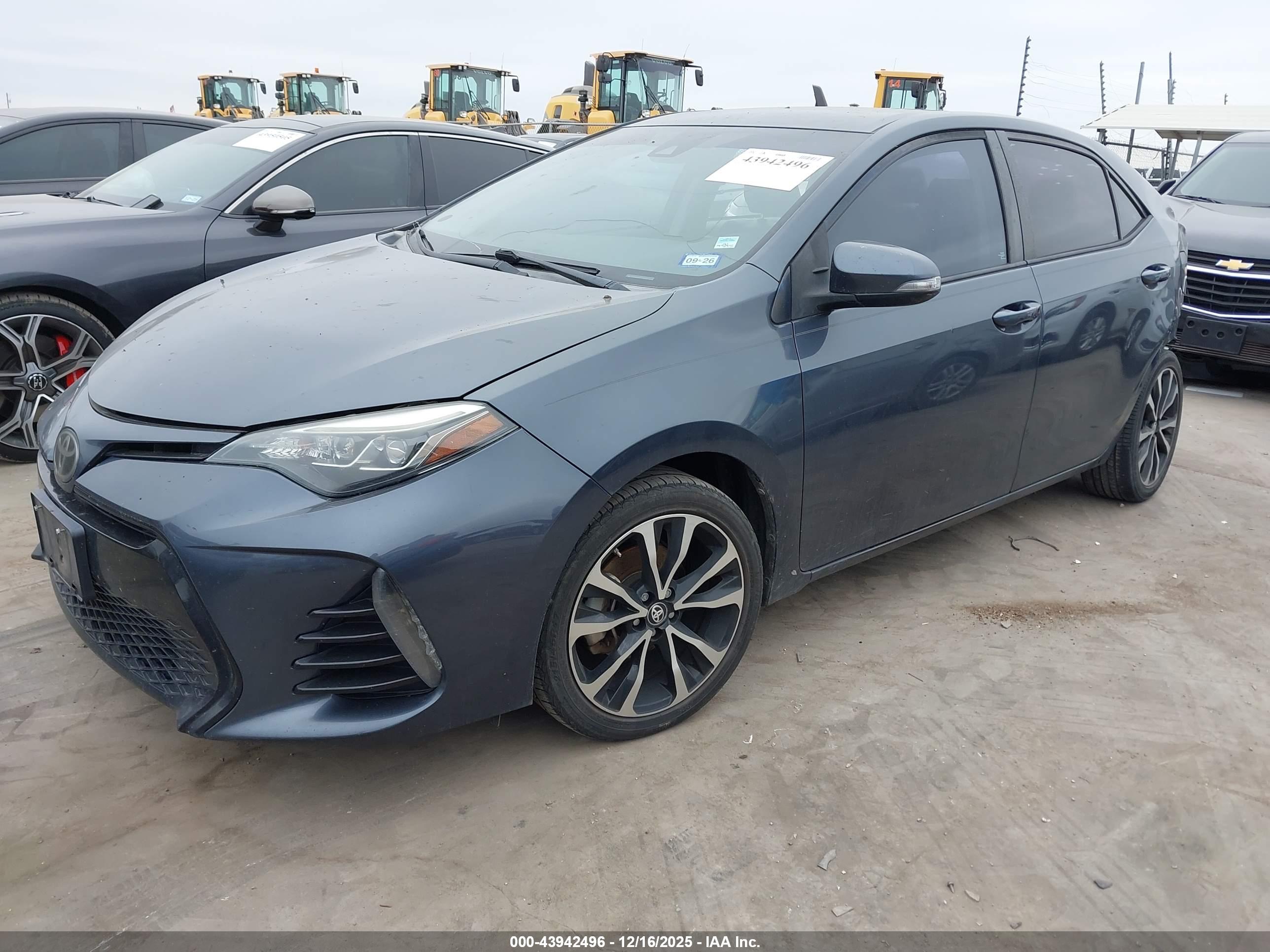 TOYOTA COROLLA image 2