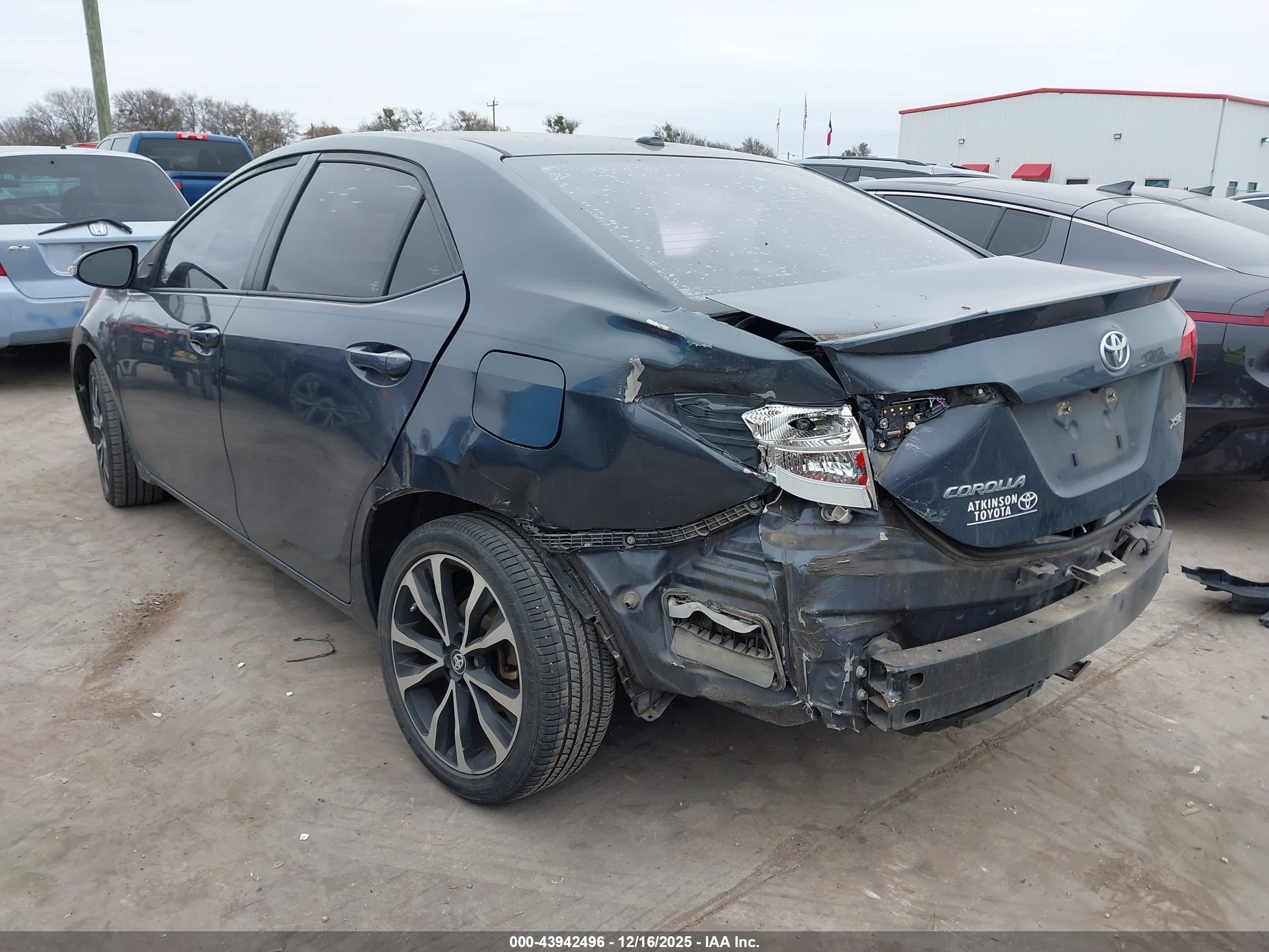 TOYOTA COROLLA image 3