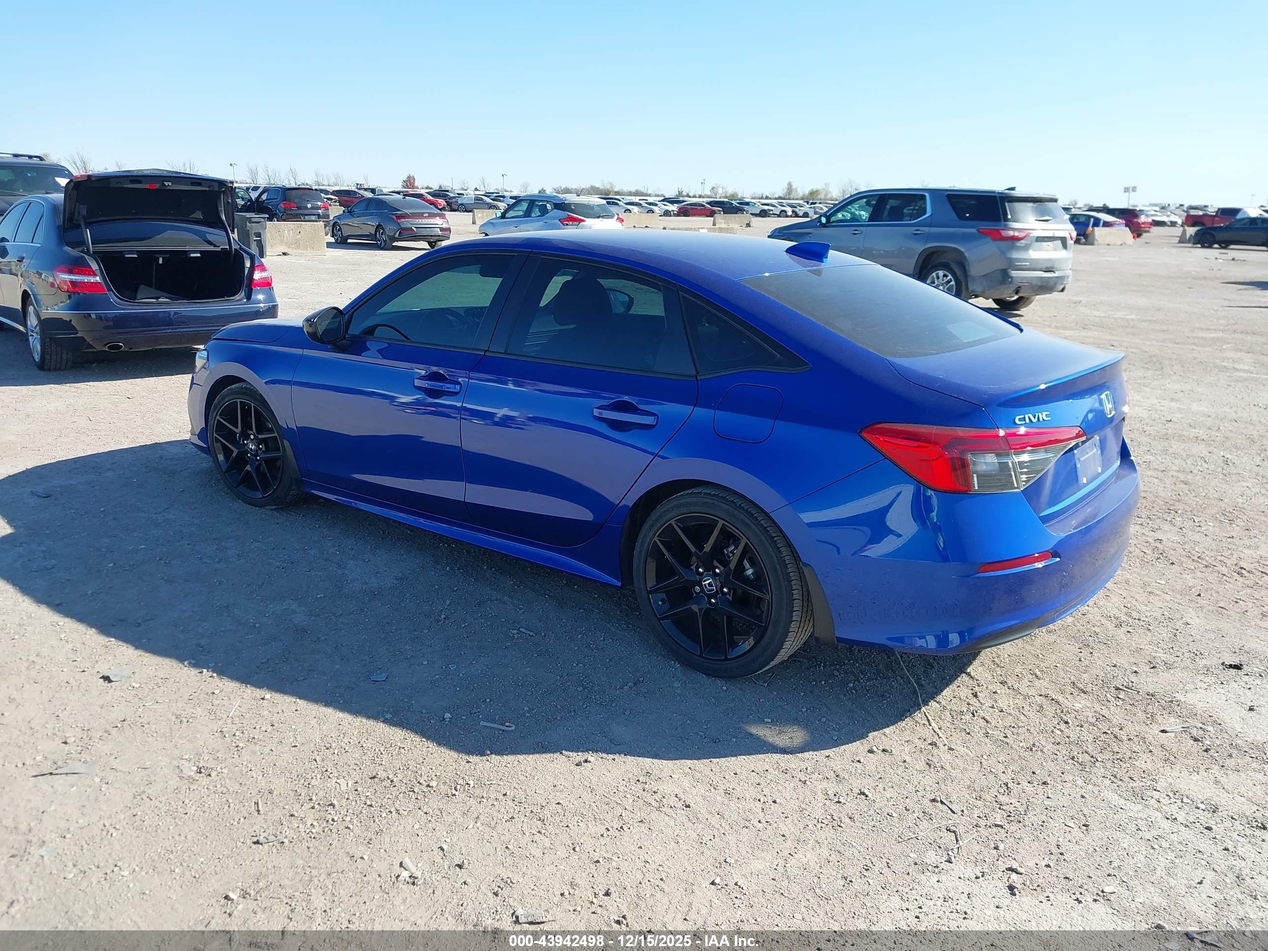 HONDA CIVIC image 3