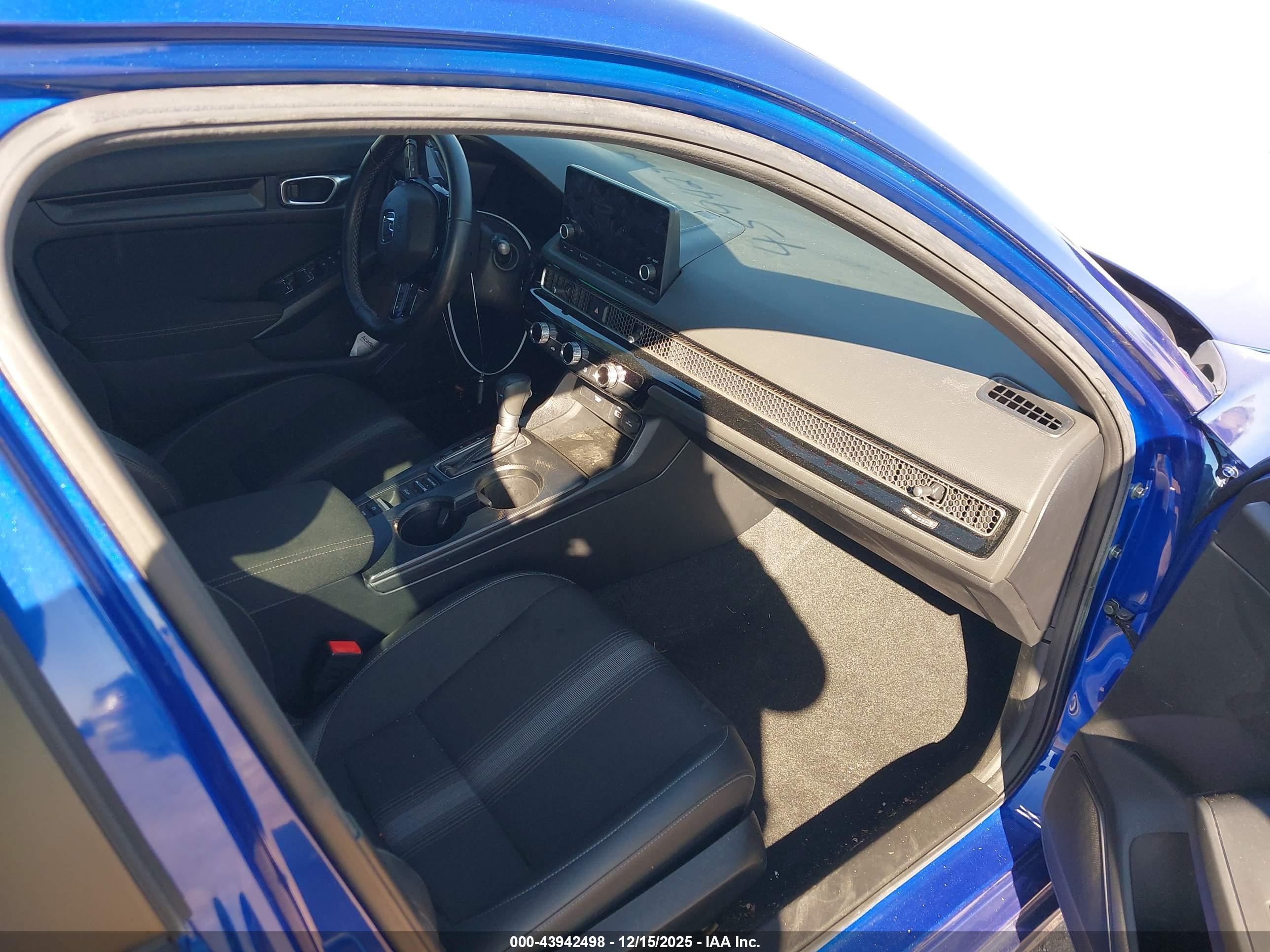 HONDA CIVIC image 5