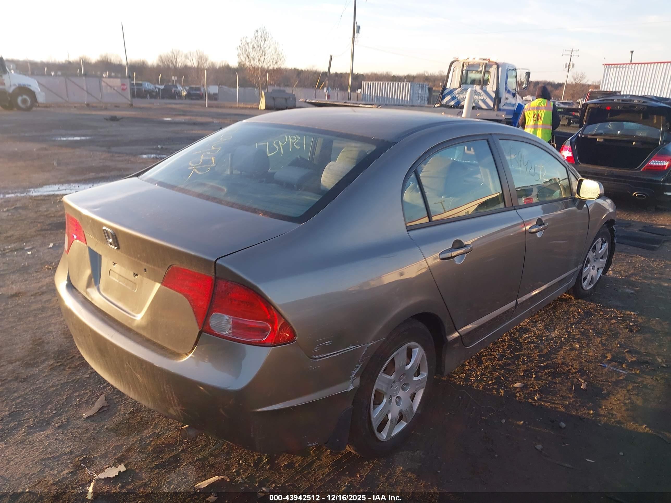 HONDA CIVIC image 4