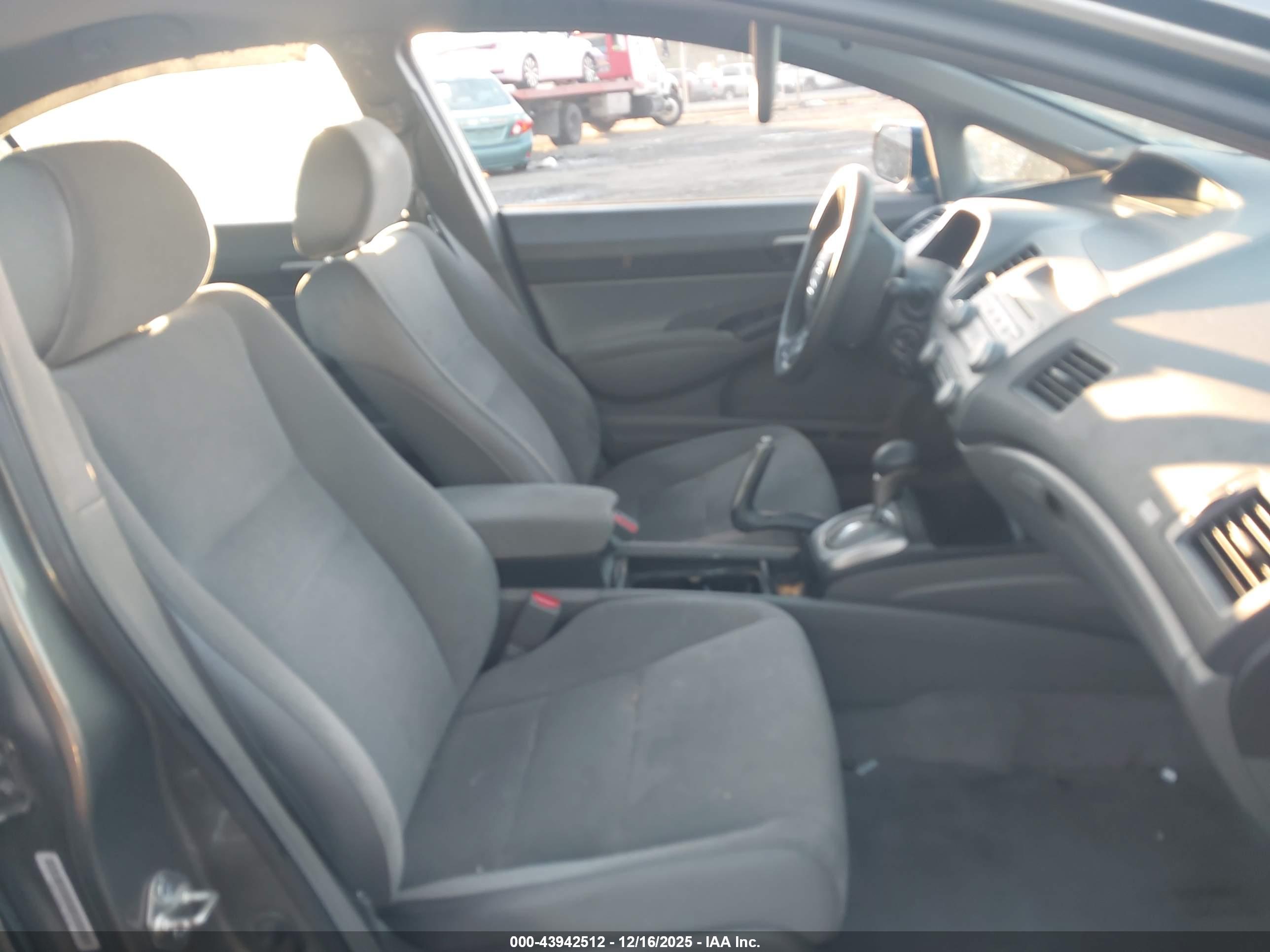 HONDA CIVIC image 5