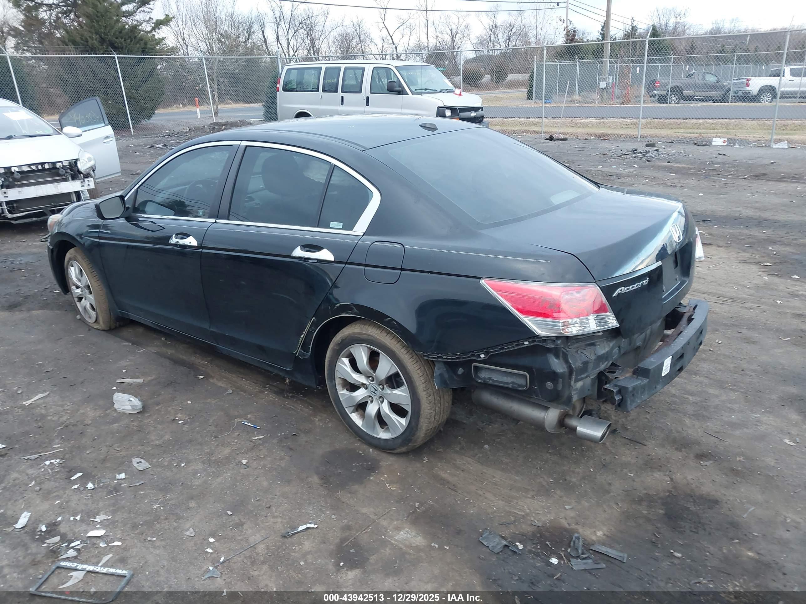 HONDA ACCORD image 3